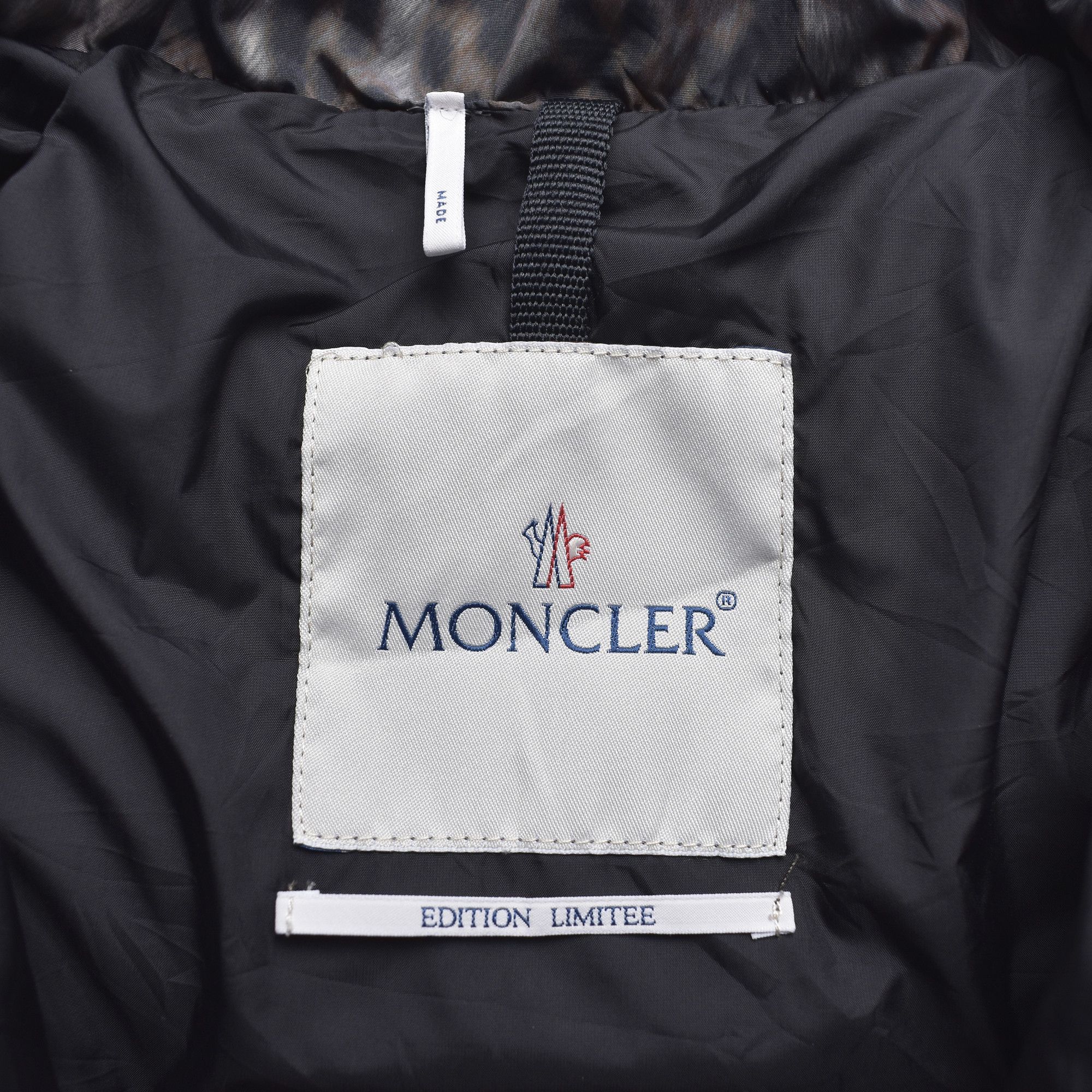 Moncler MONCLER LIMITED EDITION KIDS ARGENTEE DOWN JACKET Size XS / US 0-2 / IT 36-38 - 4 Thumbnail