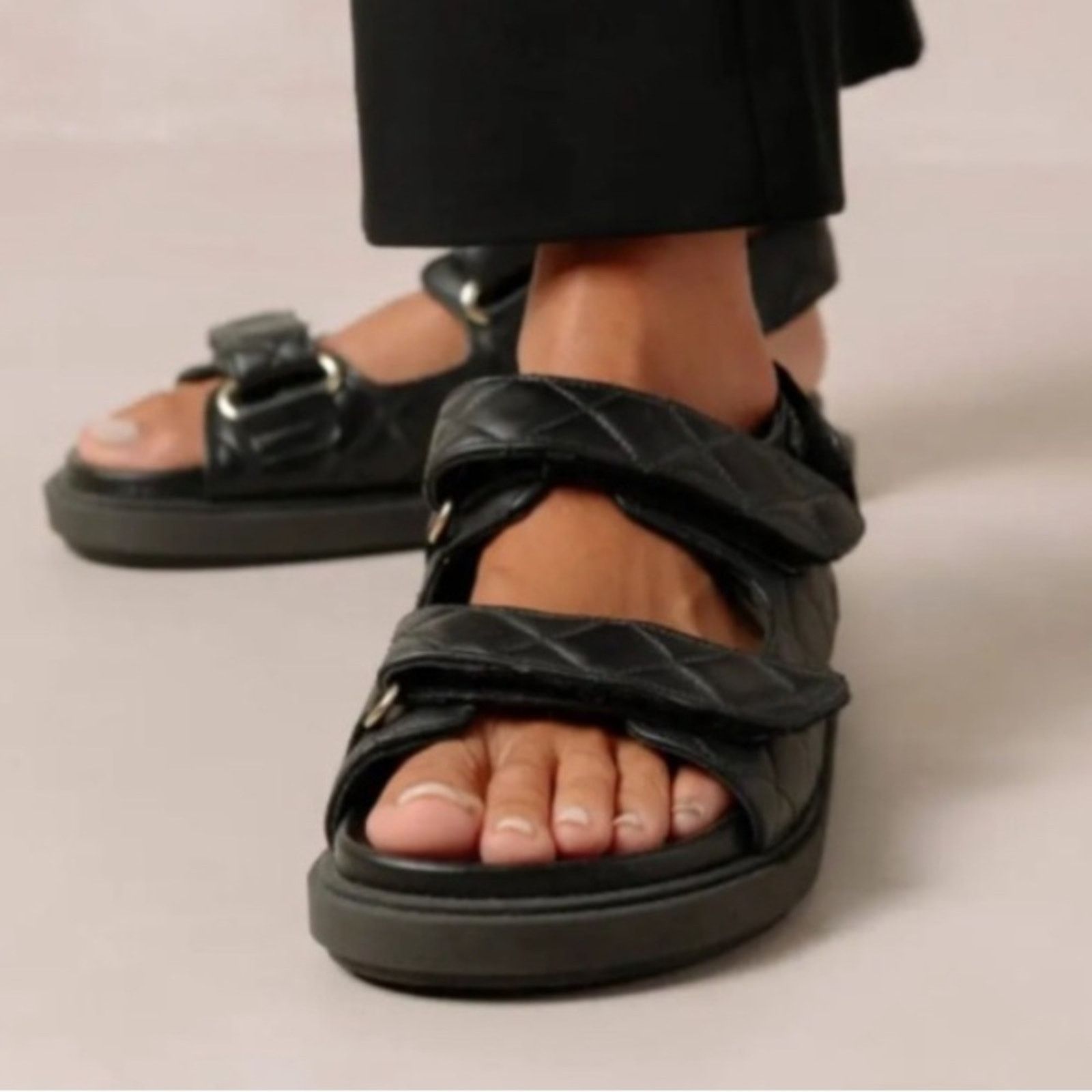 ALOHAS Alohas $210 Black Quilted Hook Loop Sandal Spain 38 7 7.5 Size US 7.5 / IT 37.5 - 6 Thumbnail