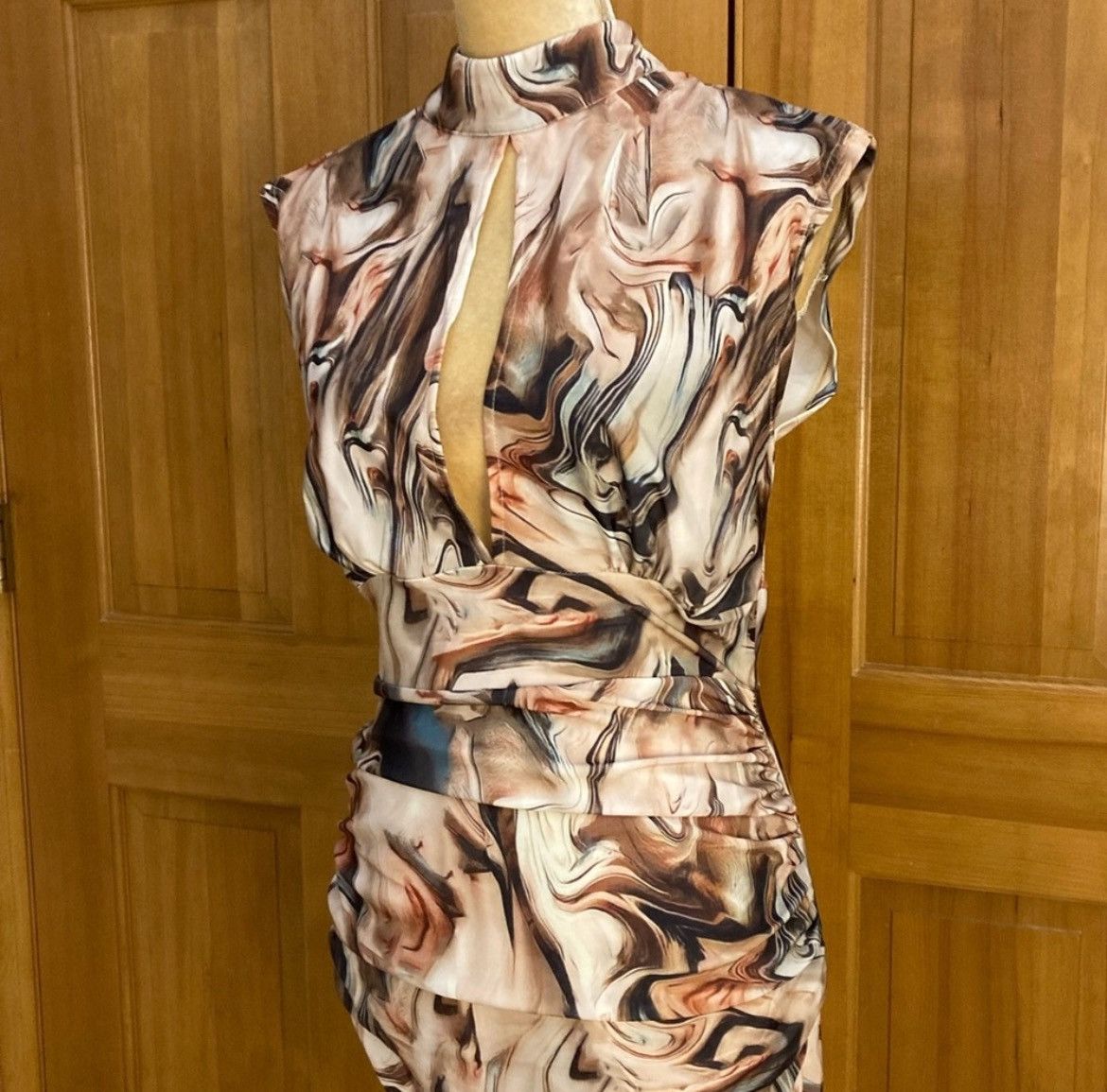 Designer × Other NWT , Lavishly Paris Marble Ruched Designer Dress Size S / US 4 / IT 40 - 11 Thumbnail