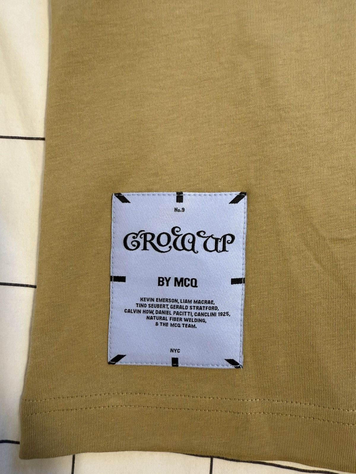 Alexander McQueen × MCQ Alexander MacQueen x MCQ x Grow Up Size US S / EU 44-46 / 1 - 6 Thumbnail