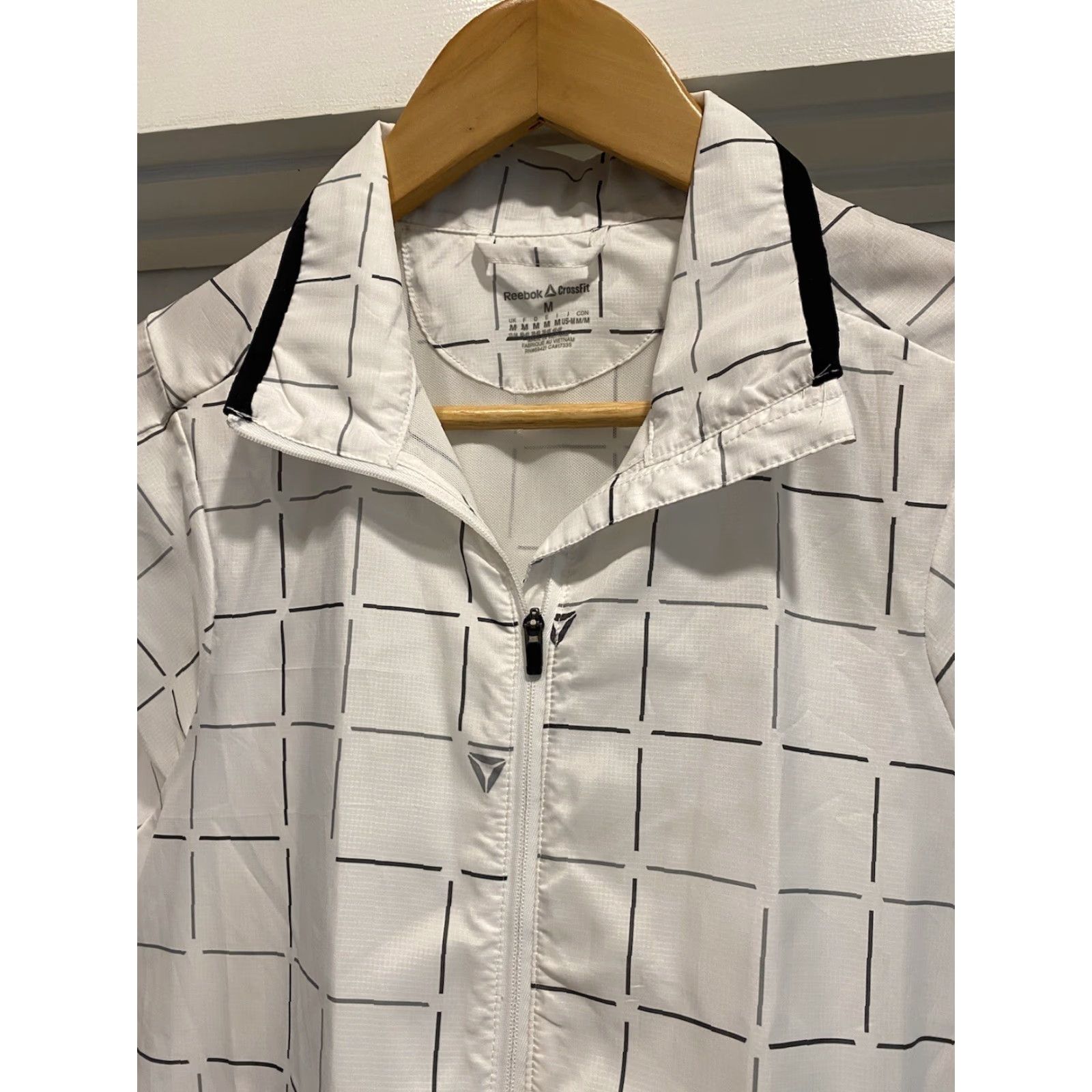 Reebok Womens Reebok CrossFit Full Zip Windbreaker Jacket M Multicolor Activewear Size M Women’s Running Workout Size M / US 6-8 / IT 42-44 - 4 Thumbnail