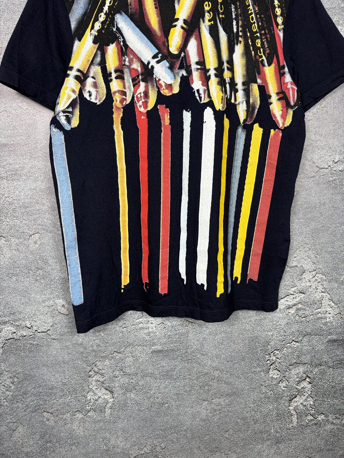 Iceberg Vintage Iceberg Dripping Crayon Print T-shirt Size M Size US M / EU 48-50 / 2 - 3 Thumbnail