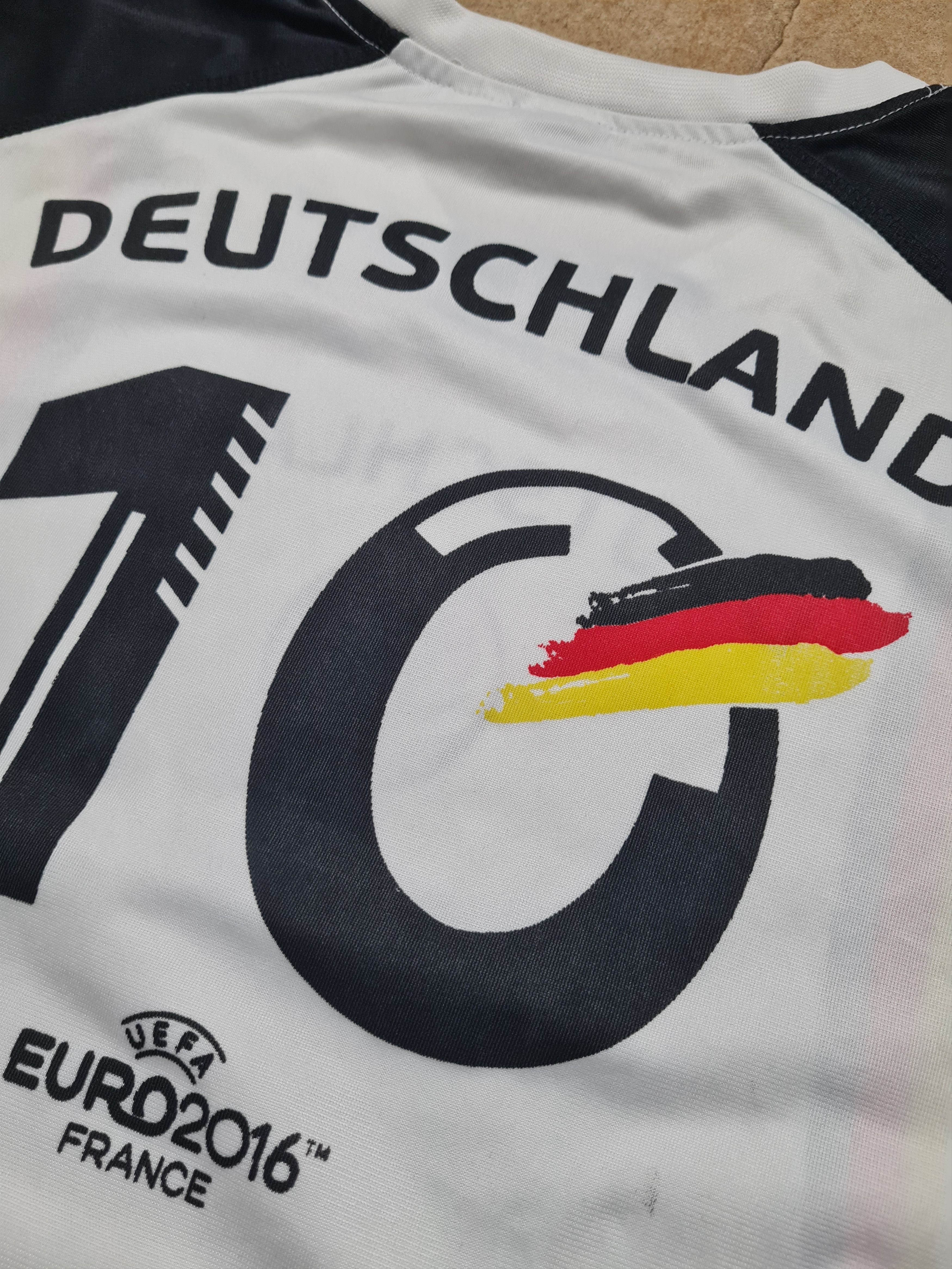 UEFA GERMANY UEFA EURO 2016 MENS THIRD SOCCER SHIRT L Size US L / EU 52-54 / 3 - 15 Thumbnail