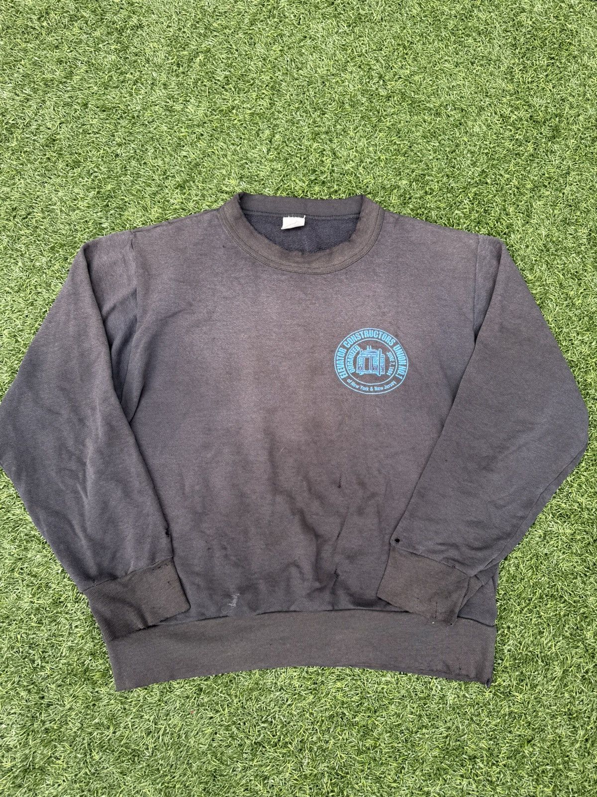 Vintage 90’s Vintage Distressed Work Wear Sweatshirt Size US L / EU 52-54 / 3 - 2 Thumbnail