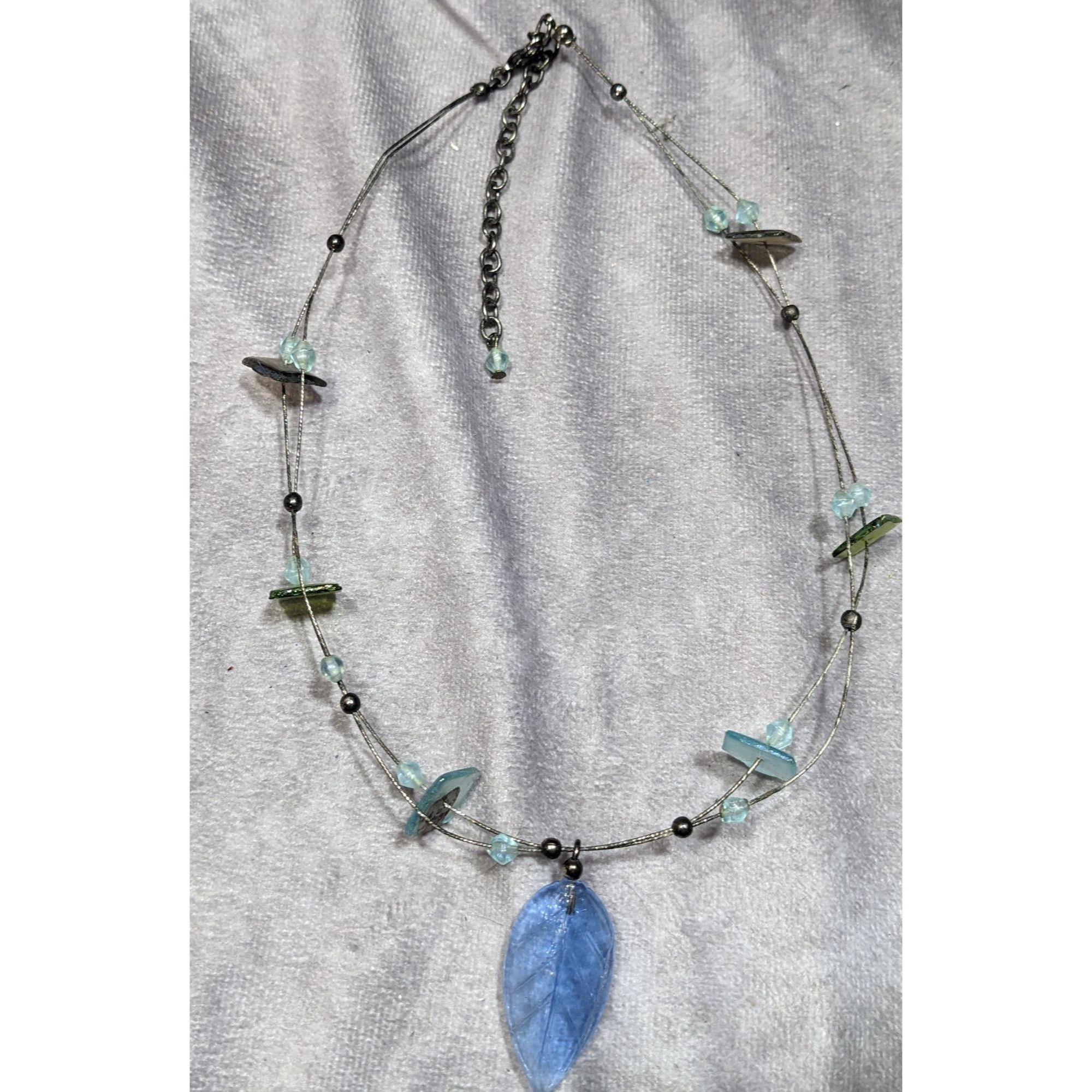 Handmade Handcrafted Necklace With Blue Glass Leaf Pendant & Green Ac Size ONE SIZE - 6 Thumbnail