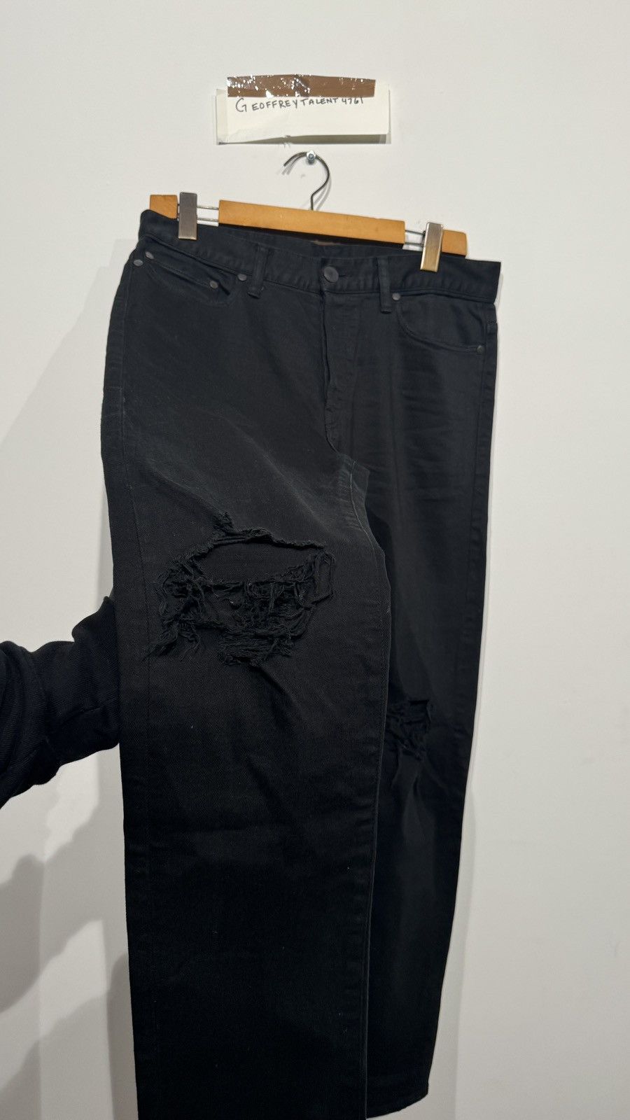 John Elliott John Elliott The Cast 2 Distressed Skinny Jeans - Size 31 Size US 31 - 2 Thumbnail