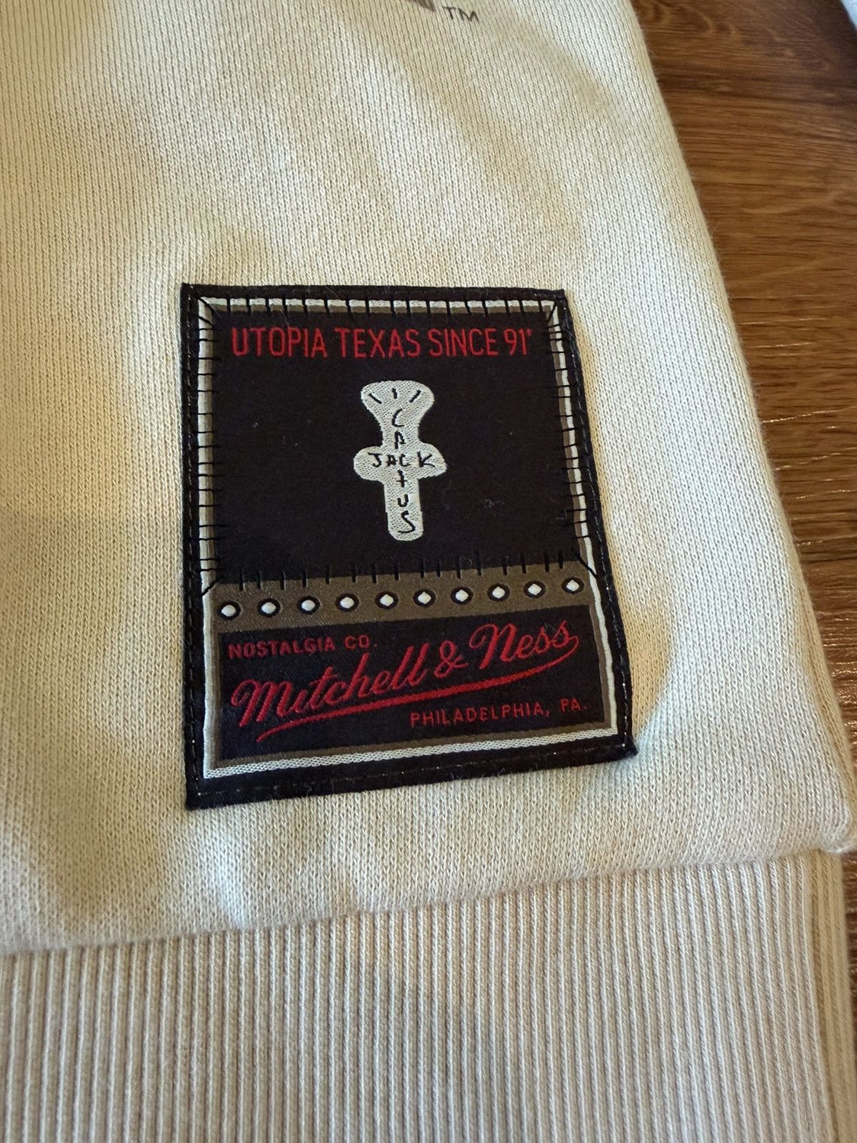 Mitchell & Ness × Travis Scott Cactus Jack by Travis Scott x Mitchell & Ness Florida Size US M / EU 48-50 / 2 - 5 Thumbnail