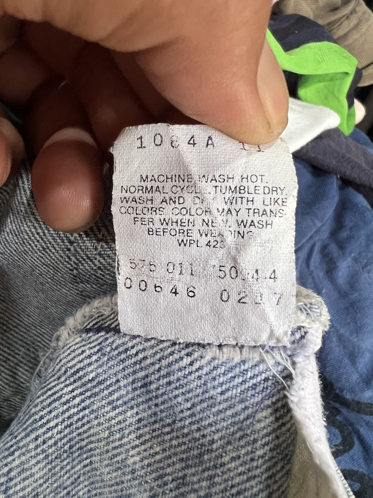 Levi's Vintage Clothing 🔥Vintage Levis Distressed Denim Made in Usa Size US 29 - 18 Thumbnail