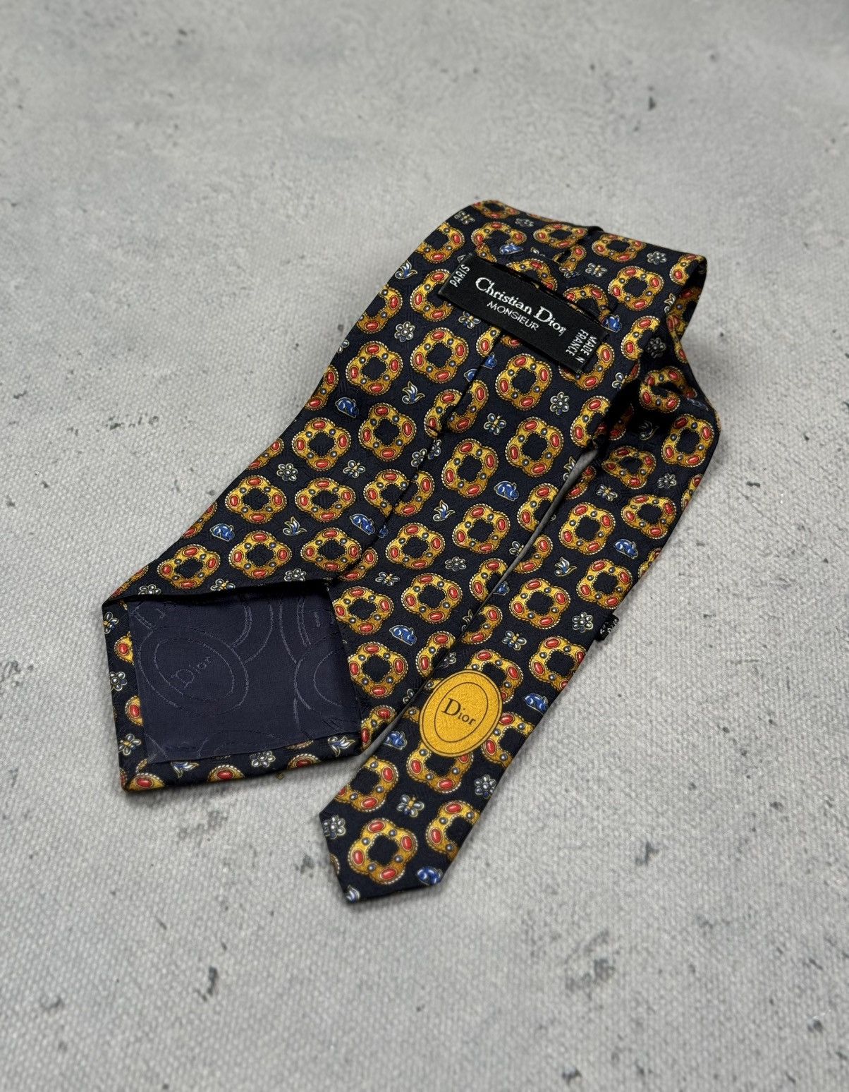 Christian Dior Monsieur Christian Dior Monsieur Vintage Silk Tie Baroque Medallion Size ONE SIZE - 1 Thumbnail