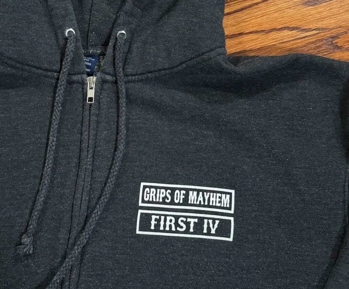 Other Sons Of Anarchy Grips Season IV Hoodie (Size M) Cast & Crew Size US M / EU 48-50 / 2 - 3 Thumbnail
