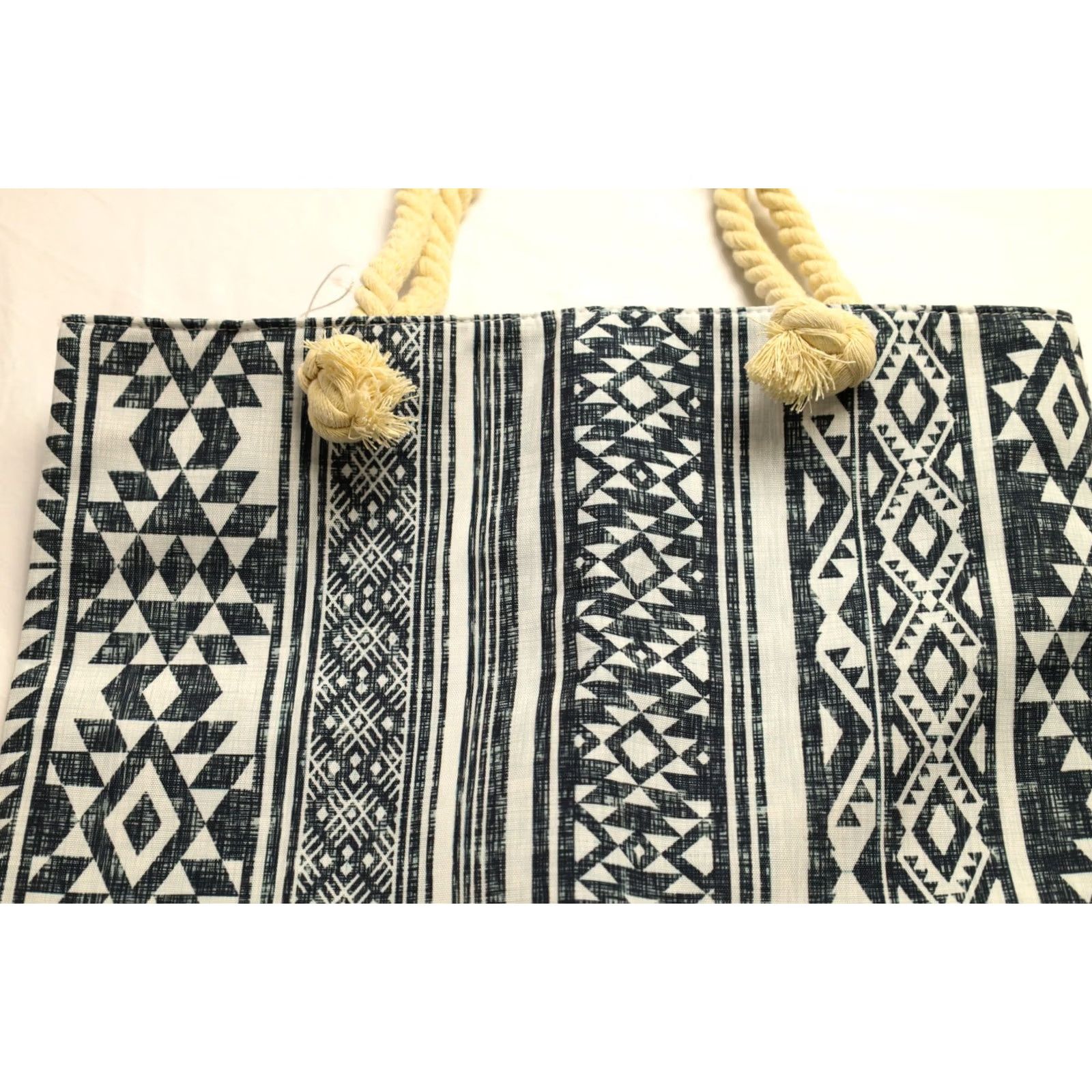 Vintage Wantable Women's Aztec Printed Canvas Tote Bag Black One Size Size ONE SIZE - 2 Thumbnail