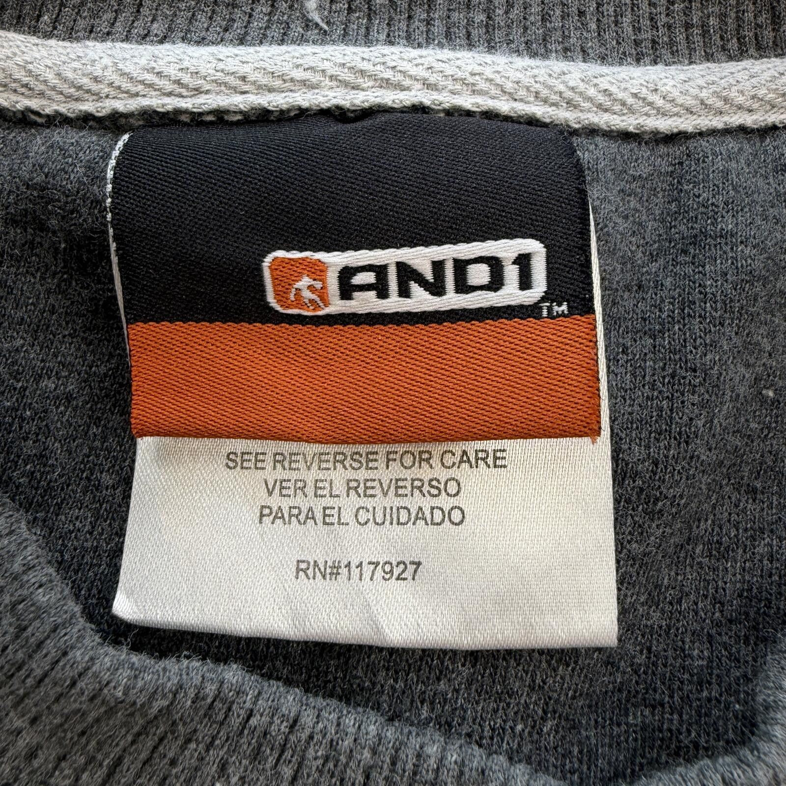 JW Anderson AND1 Locker Room Collection Crewneck Sweatshirt Chenille Size US XXL / EU 58 / 5 - 4 Thumbnail
