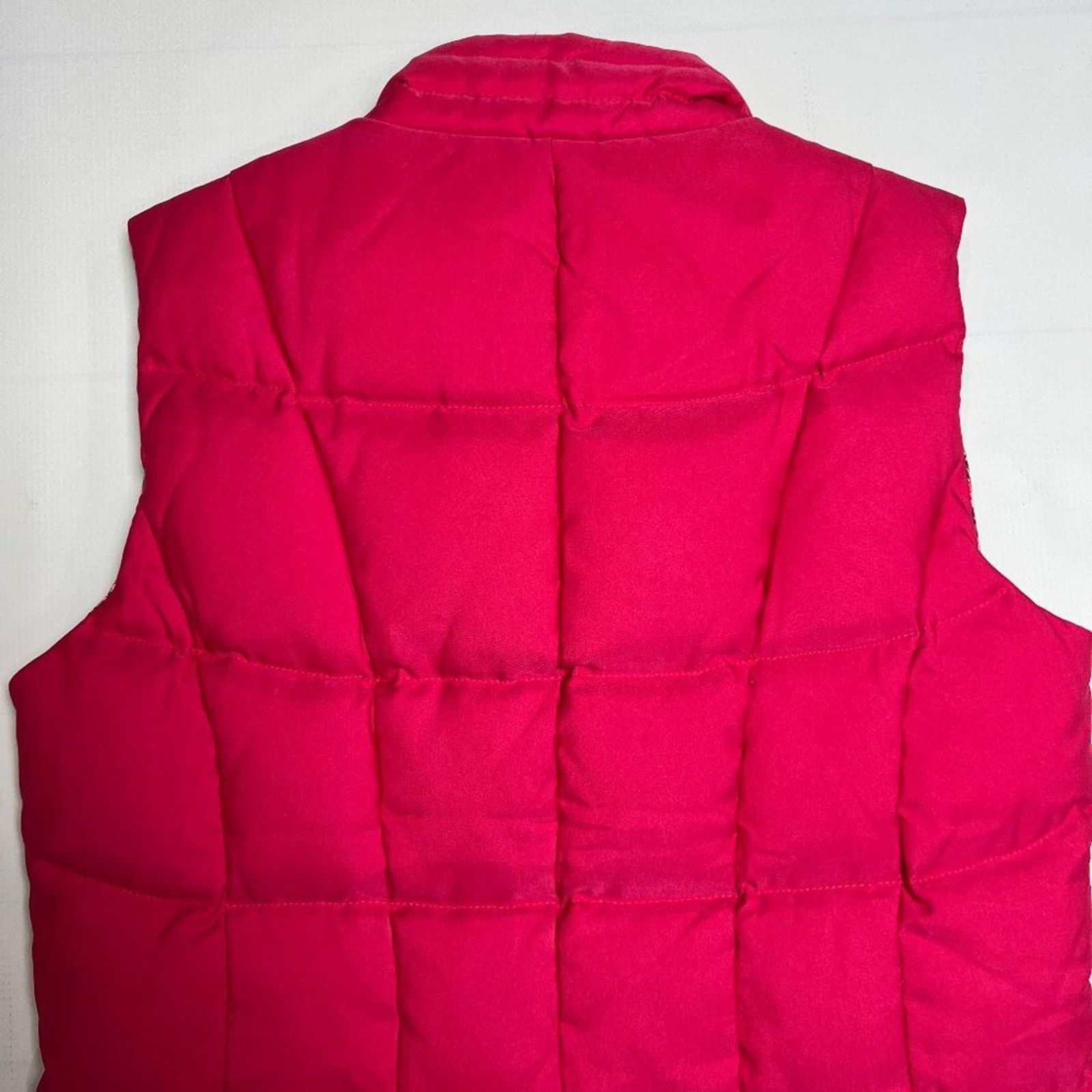 Lilly Pulitzer Lilly Pulitzer Quilted Down Puffer Vest Hot Pink XS Size XS / US 0-2 / IT 36-38 - 13 Thumbnail