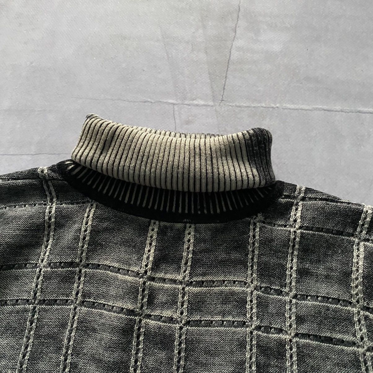 Jean Paul Gaultier 00s Jean Paul Gaultier Painted Faded Long Sleeve Sweater Size US S / EU 44-46 / 1 - 9 Thumbnail