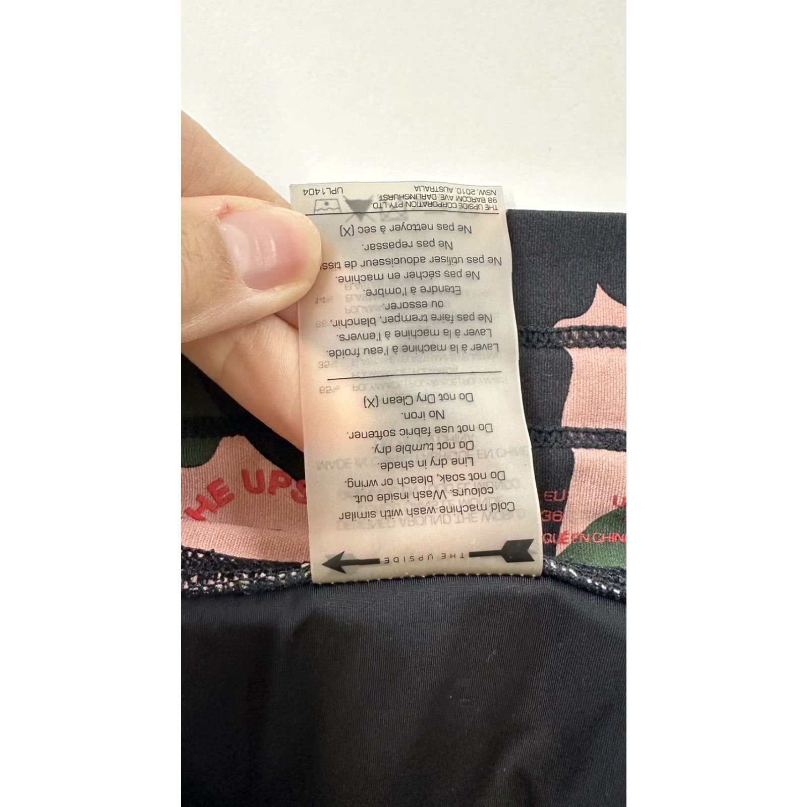 The Upside VINTAGE The Upside Leggings Women’s Small Green Crystal Camo Size 28" / US 6 / IT 42 - 4 Thumbnail