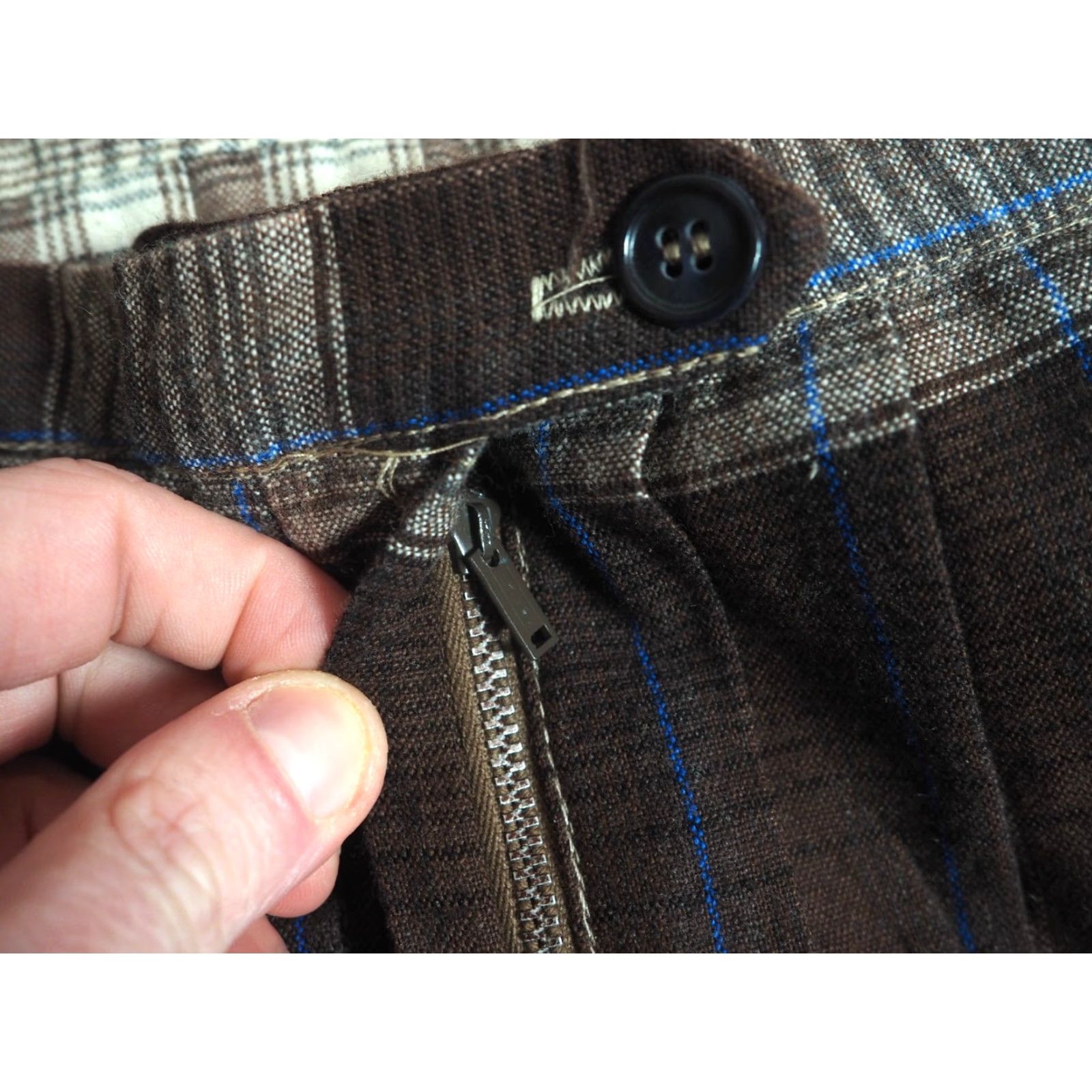 Vintage VTG 50s 60s Brown Gray Plaid Wool Talon Boho Pleated 27W USA Skirt Womens Size 27" / US 4 / IT 40 - 6 Thumbnail