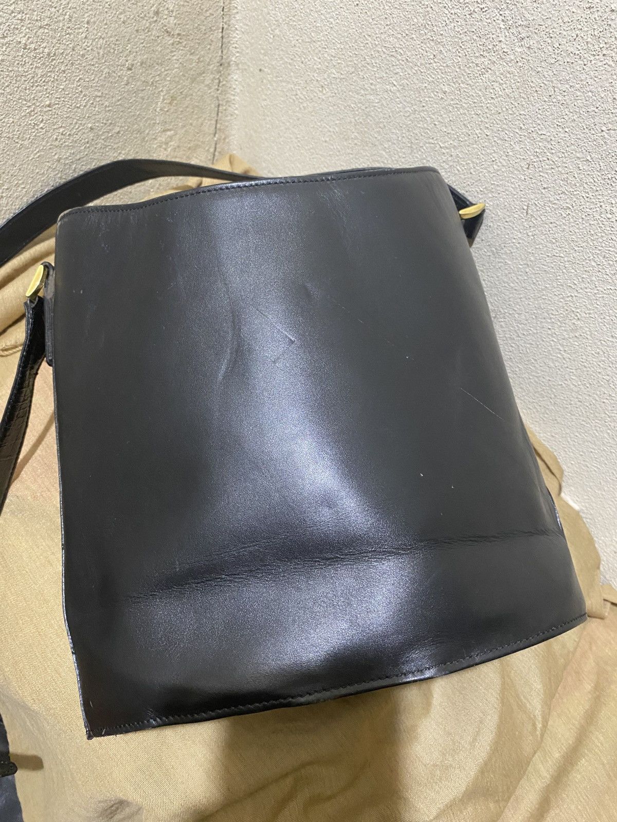 Ferre Ferre leather bucket bag long strap Size ONE SIZE - 5 Thumbnail