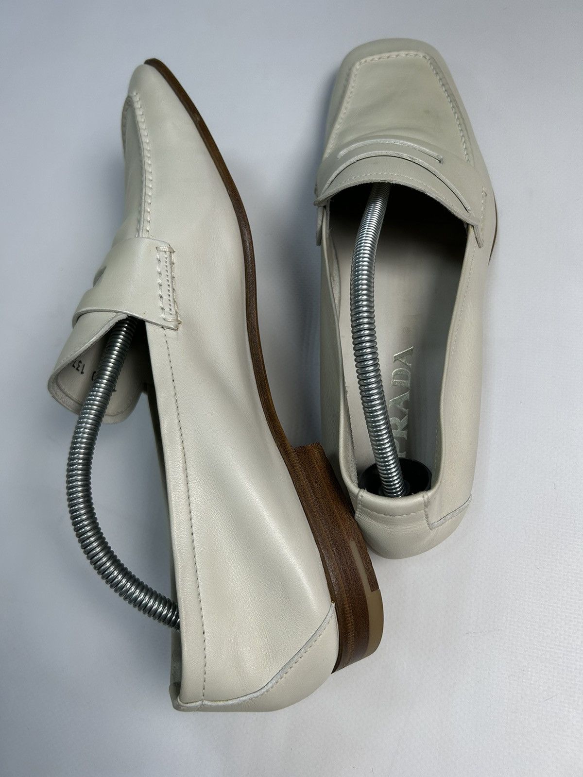 Prada Prada Milk Leather Casual Shoes Size US 9 / EU 42 - 2 Thumbnail