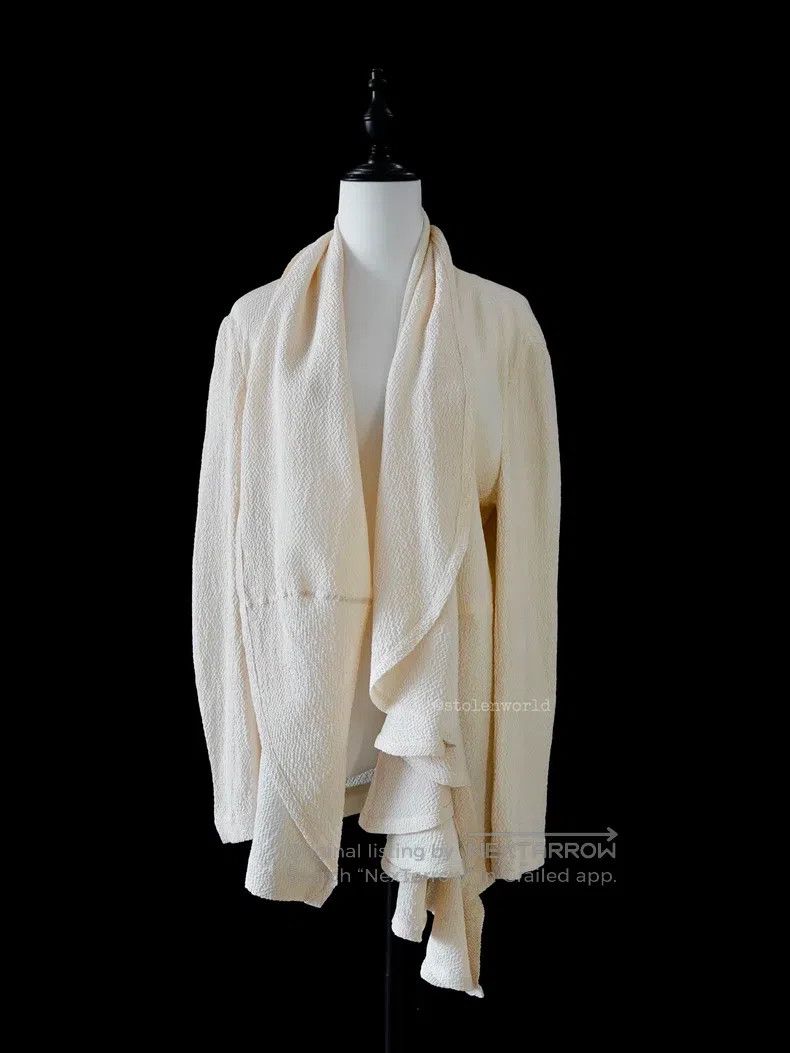 Comme des Garcons Comme Des Garcons Wave Pleated Shirt Size M / US 6-8 / IT 42-44 - 1 Thumbnail