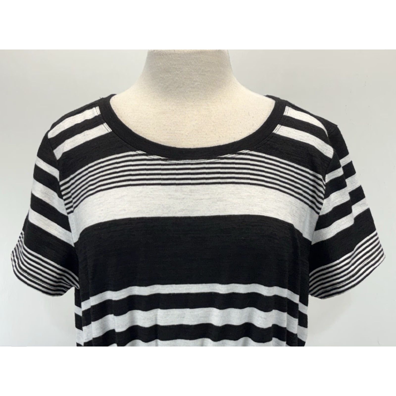 Loft LOFT Plus Maxi Dress Women’s Sz 16 Black White Striped Drawstring Waist Comfort Size XXL / US 16-18 / IT 52-54 - 5 Thumbnail