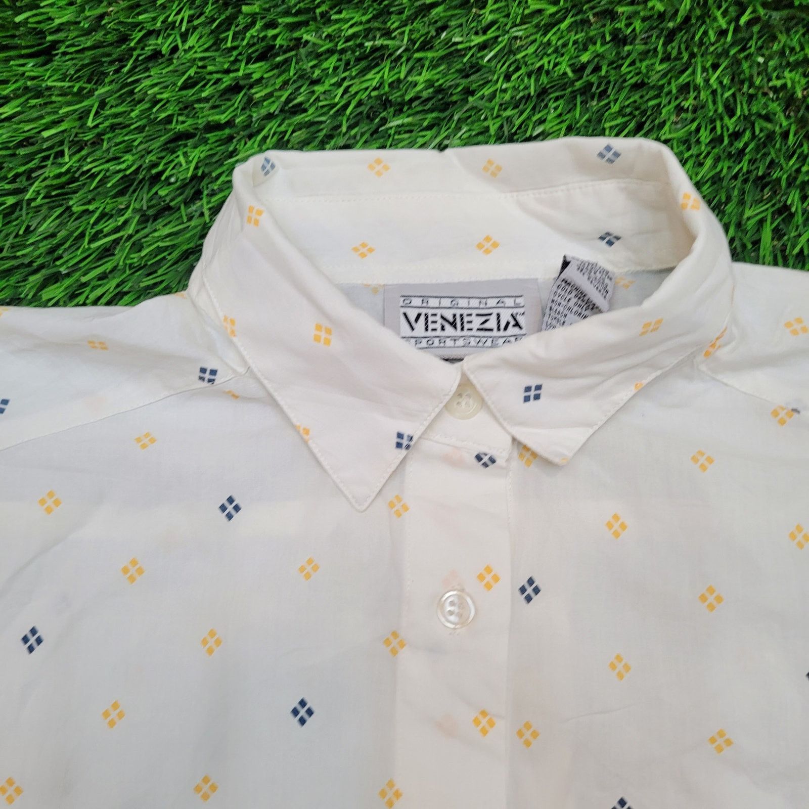 Vintage VTG 90s Venezia Geometric Print Baggy Button Shirt Womens XS Size S / US 4 / IT 40 - 2 Thumbnail