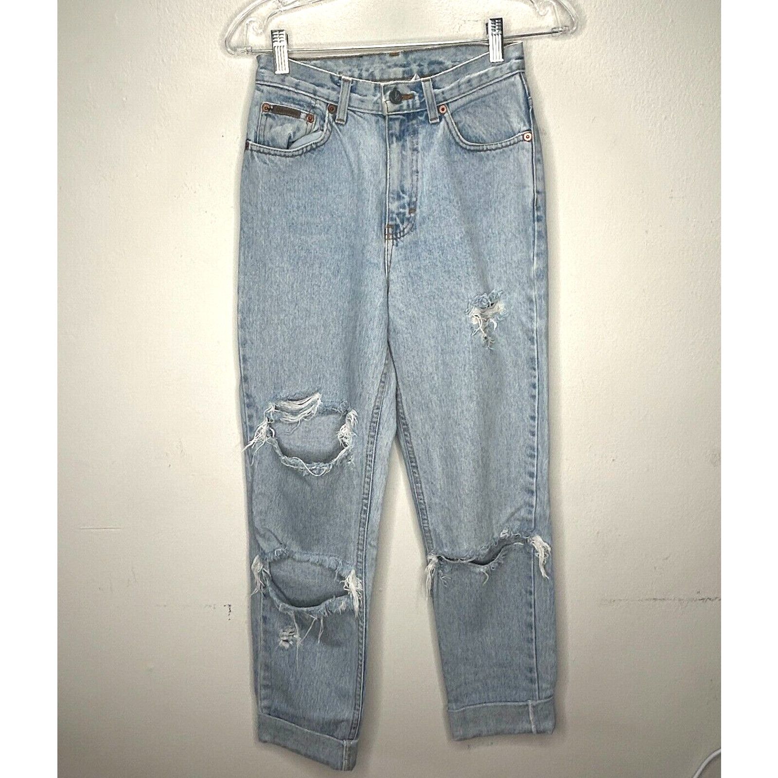 Calvin Klein Calvin Klein Light Wash Distressed Cuffed High-Rise Jeans 4 Size 27" / US 4 / IT 40 - 2 Thumbnail