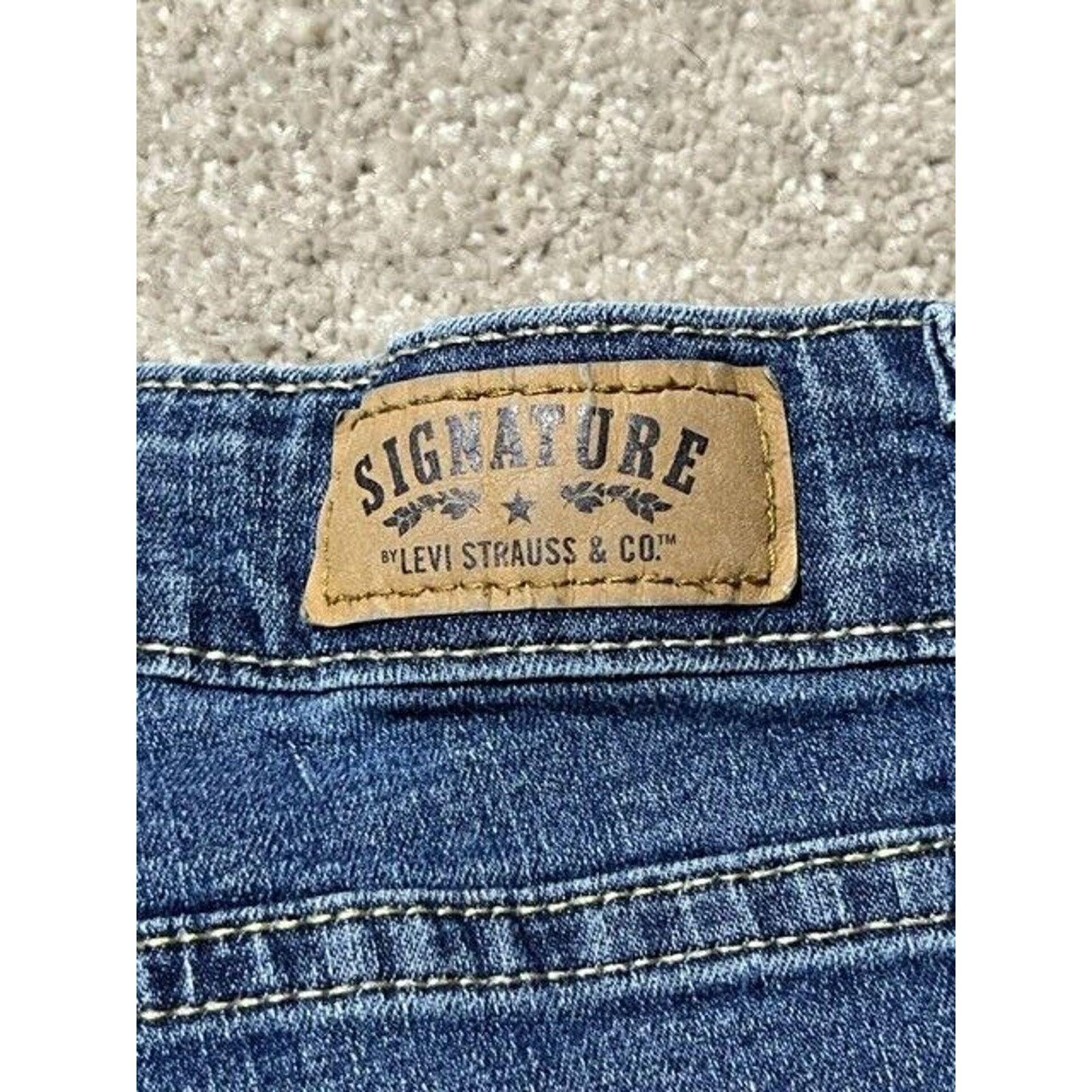Levi's Levi's Signature Modern Boot Cut Jeans Womens 8M Denim Blue Size 30" / US 8 / IT 44 - 6 Thumbnail