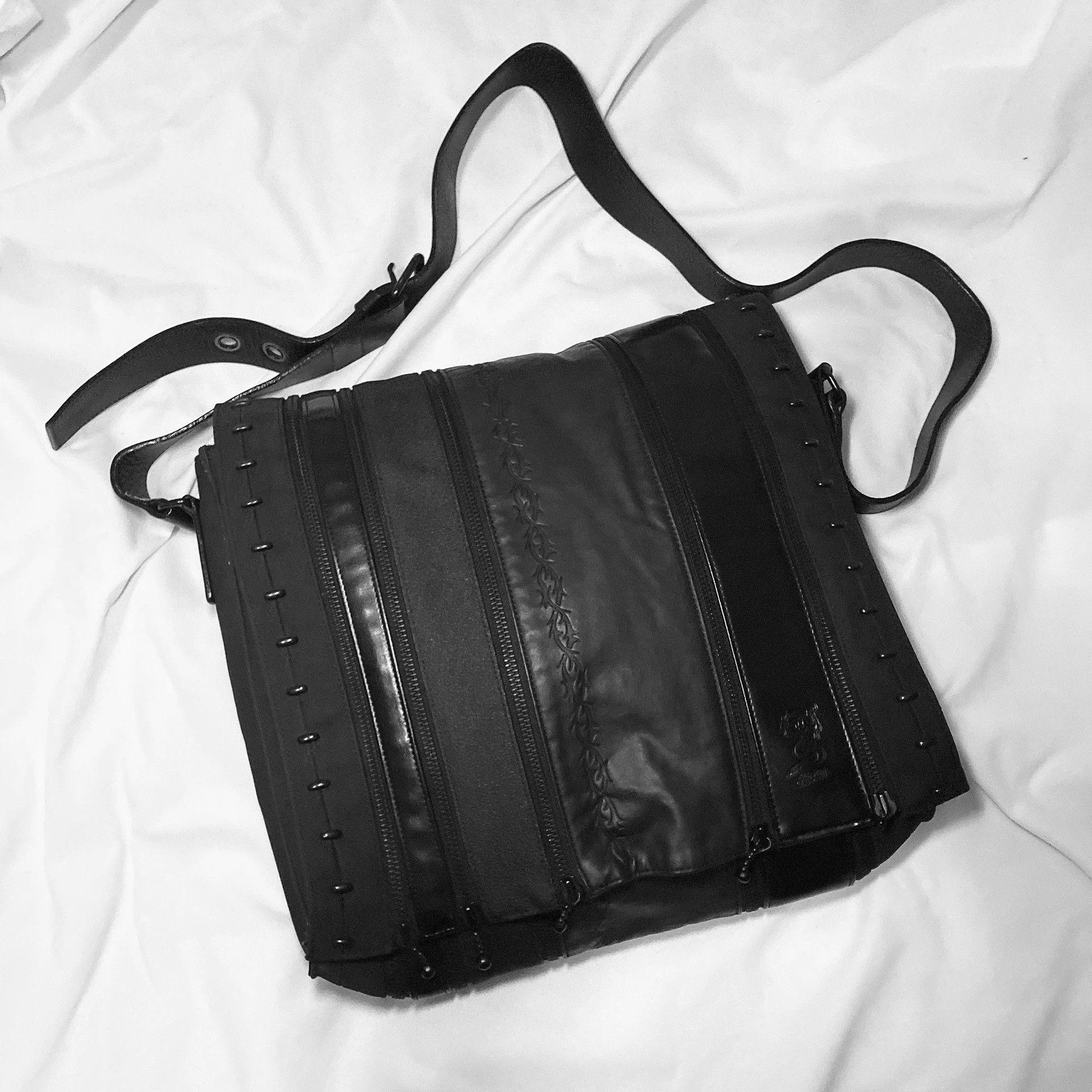 Jean Paul Gaultier Jean Paul Gaultier Dragon Deconstructed Crossbody Size ONE SIZE - 1 Thumbnail