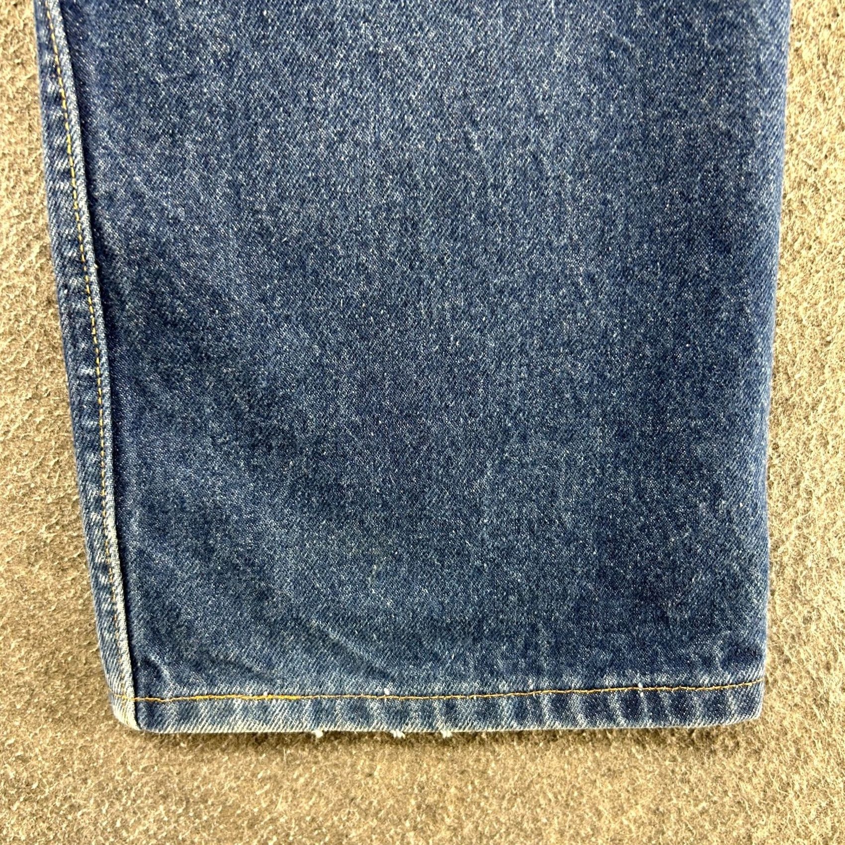 Levi's VINTAGE Levi's 517 Jeans Mens 38x32 Blue Bootcut Dark Wash Regular 90s USA Levi's 500 Series Mens Jeans Size US 38 / EU 54 - 4 Thumbnail