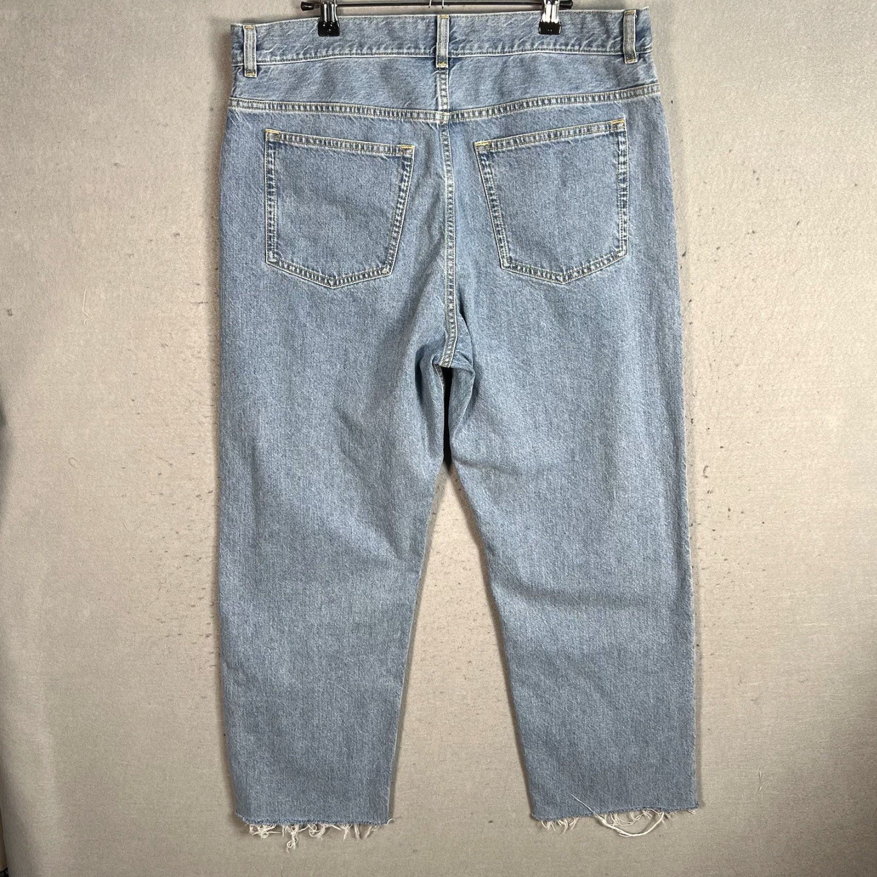 Cos VINTAGE COS Jeans Adult Mens 34 x 27 Blue Light Wash Denim Mid Rise Straight Size US 34 / EU 50 - 2 Thumbnail