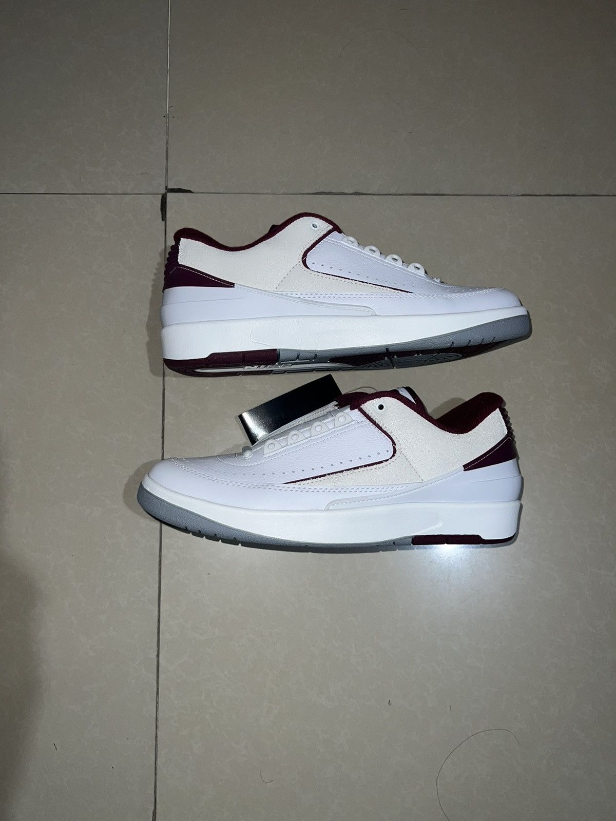 Jordan Brand Jordan 2 Cherrywood Size US 9 / EU 42 - 1 Thumbnail