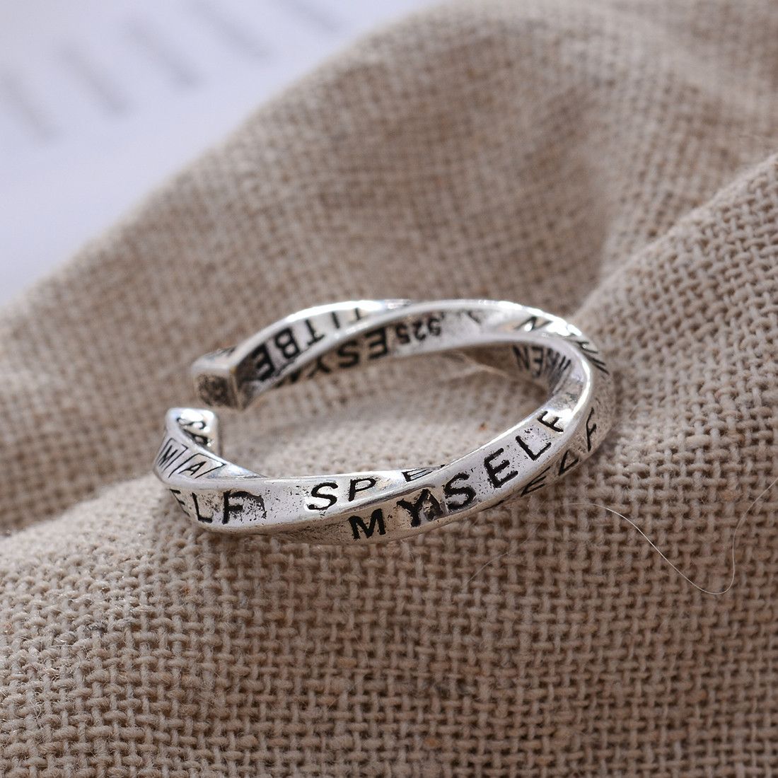Jewelry × Vintage Resizable Retro Mobius Strip Letter Carving Ring Size ONE SIZE - 3 Thumbnail