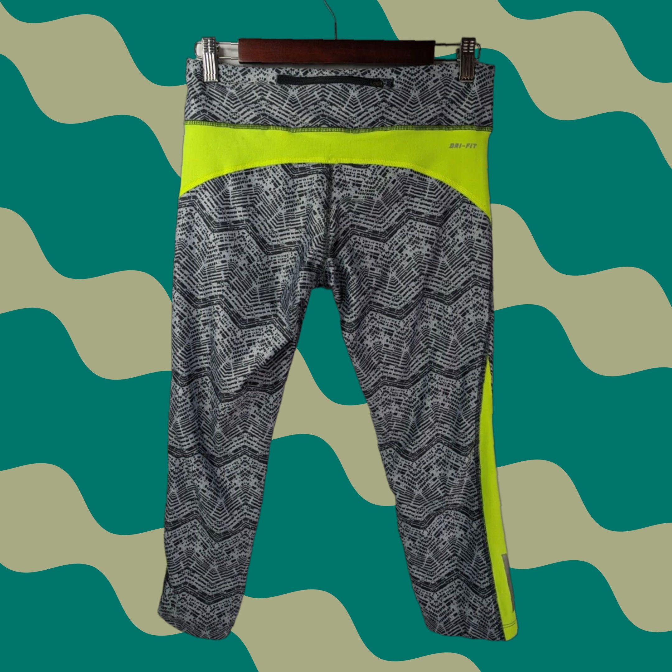 Nike Nike Dri-FIT Running Capri Leggings Grey Women's M Size 32" / US 10 / IT 46 - 1 Thumbnail