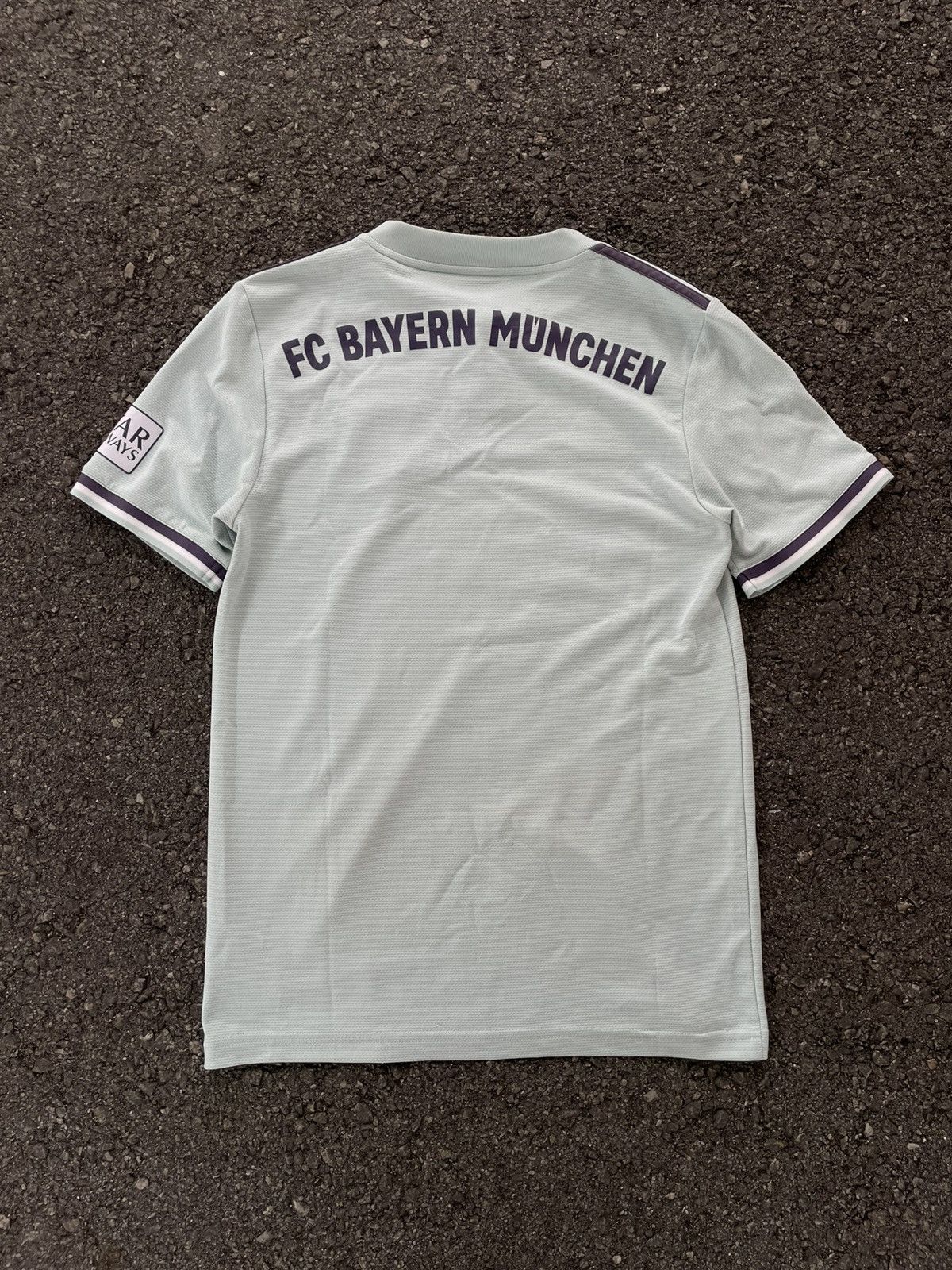 Adidas adidas FC Bayern Munchen away 2018/2019 Size US XS / EU 42 / 0 - 8 Thumbnail