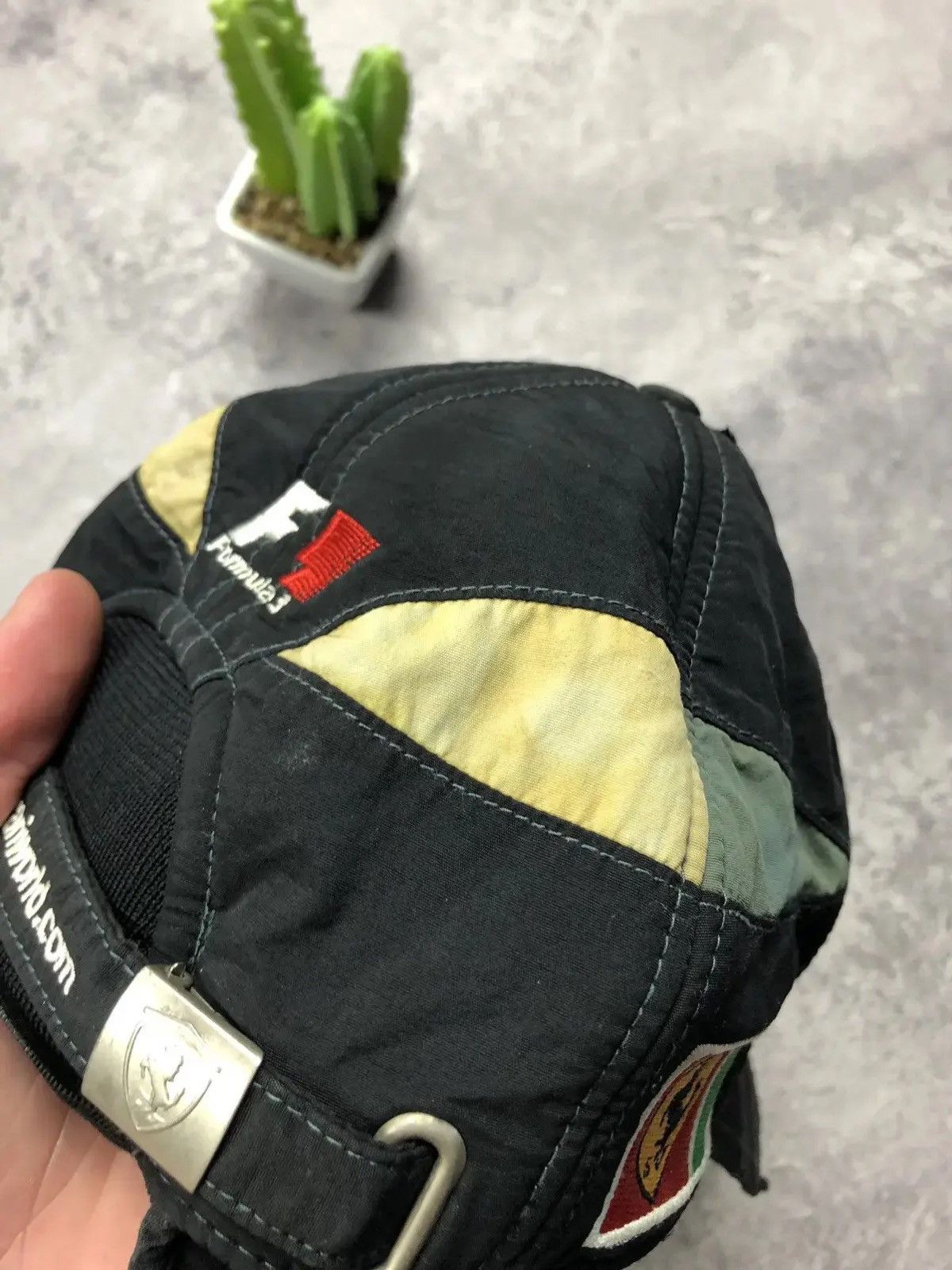 Ferrari FERRARI Vintage Fleece Cap F1 Streetwear Racing Big Logo Size ONE SIZE - 8 Thumbnail