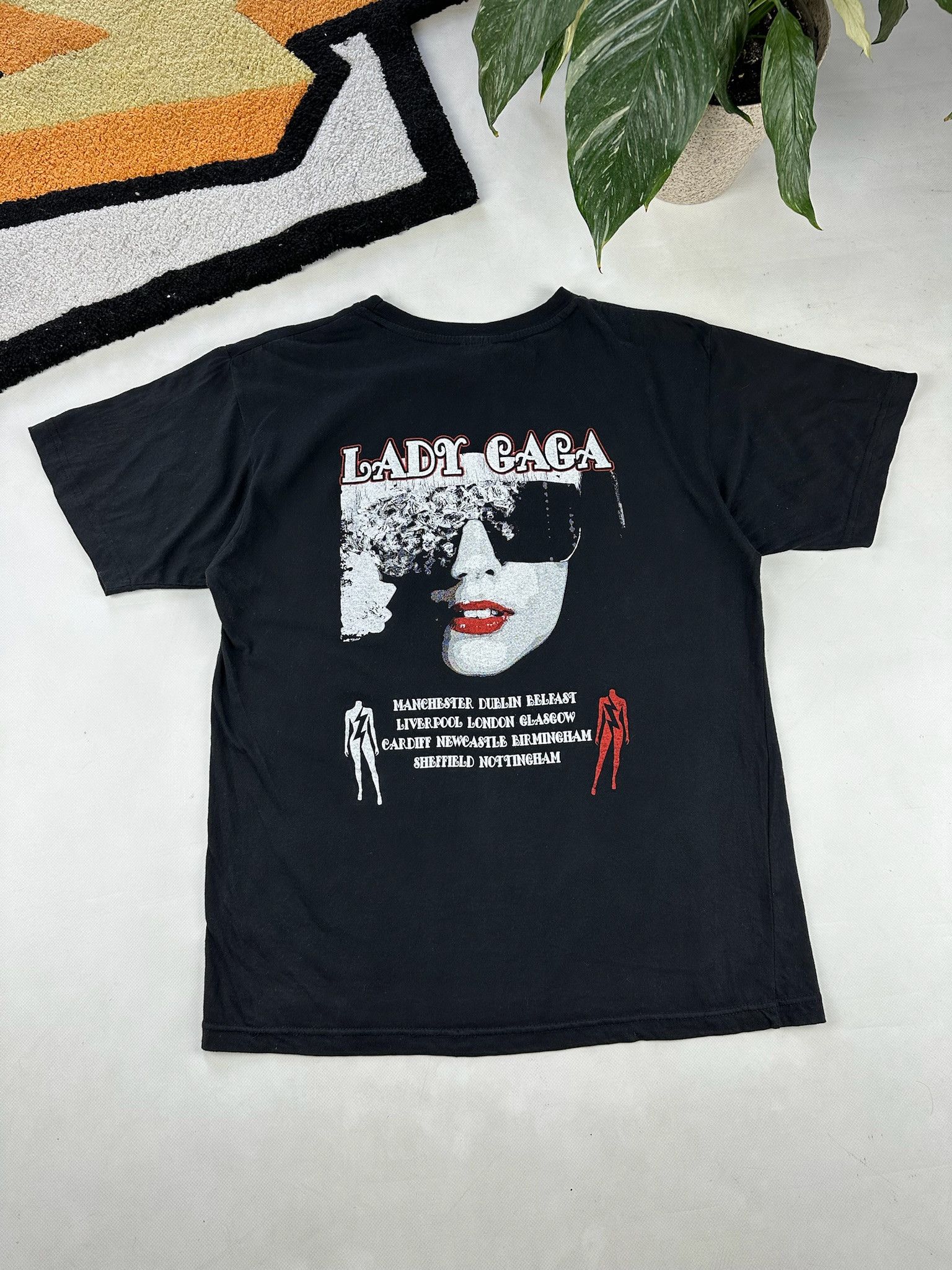 Band Tees Vintage Lady Gaga Monster Ball Tour Rare T Shirt Size US XL / EU 56 / 4 - 2 Thumbnail