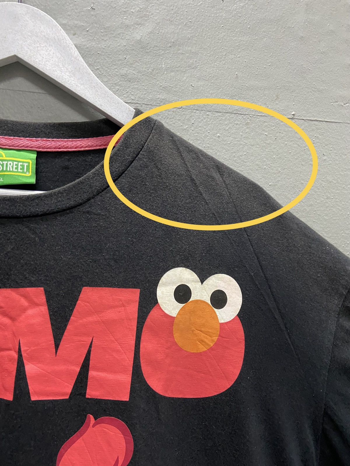Disney ELMO SESAME STREET BIG PRINT TEE SHIRT Size US XXL / EU 58 / 5 - 4 Thumbnail