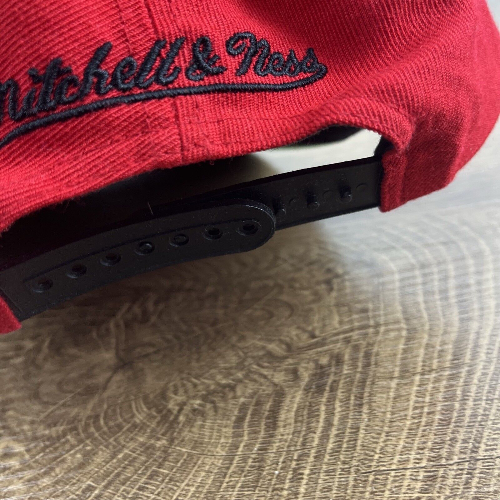 Mitchell & Ness Houston Rockets Snapback Hat Red Mitchell & Ness Adjustable Size ONE SIZE - 10 Thumbnail