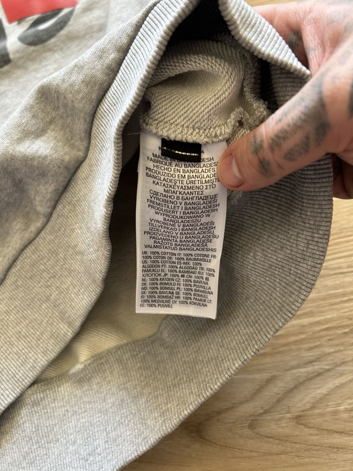 Diesel Diesel Mirror Logo Spell Out Crewneck Sweater Size US S / EU 44-46 / 1 - 7 Thumbnail