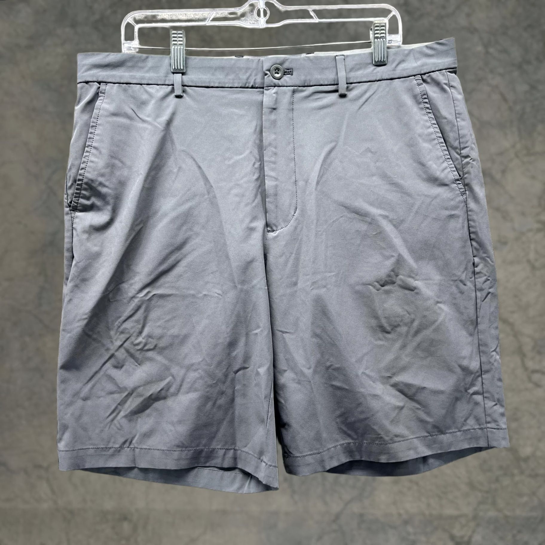 Vintage Greg Norman Shorts Mens 34 Gray Golf Stretch Performance Chino Flat Front Mens Coffee? Size US 34 / EU 50 - 1 Thumbnail