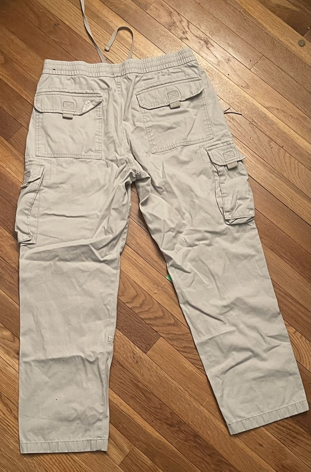 Abercrombie & Fitch Abercrombie cream cargo pants Size US 32 / EU 48 - 2 Thumbnail