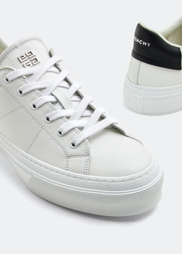 Givenchy o1srvl11e0225 Low-Top Sneakers in White/Black Size US 6 / EU 39 - 3 Thumbnail