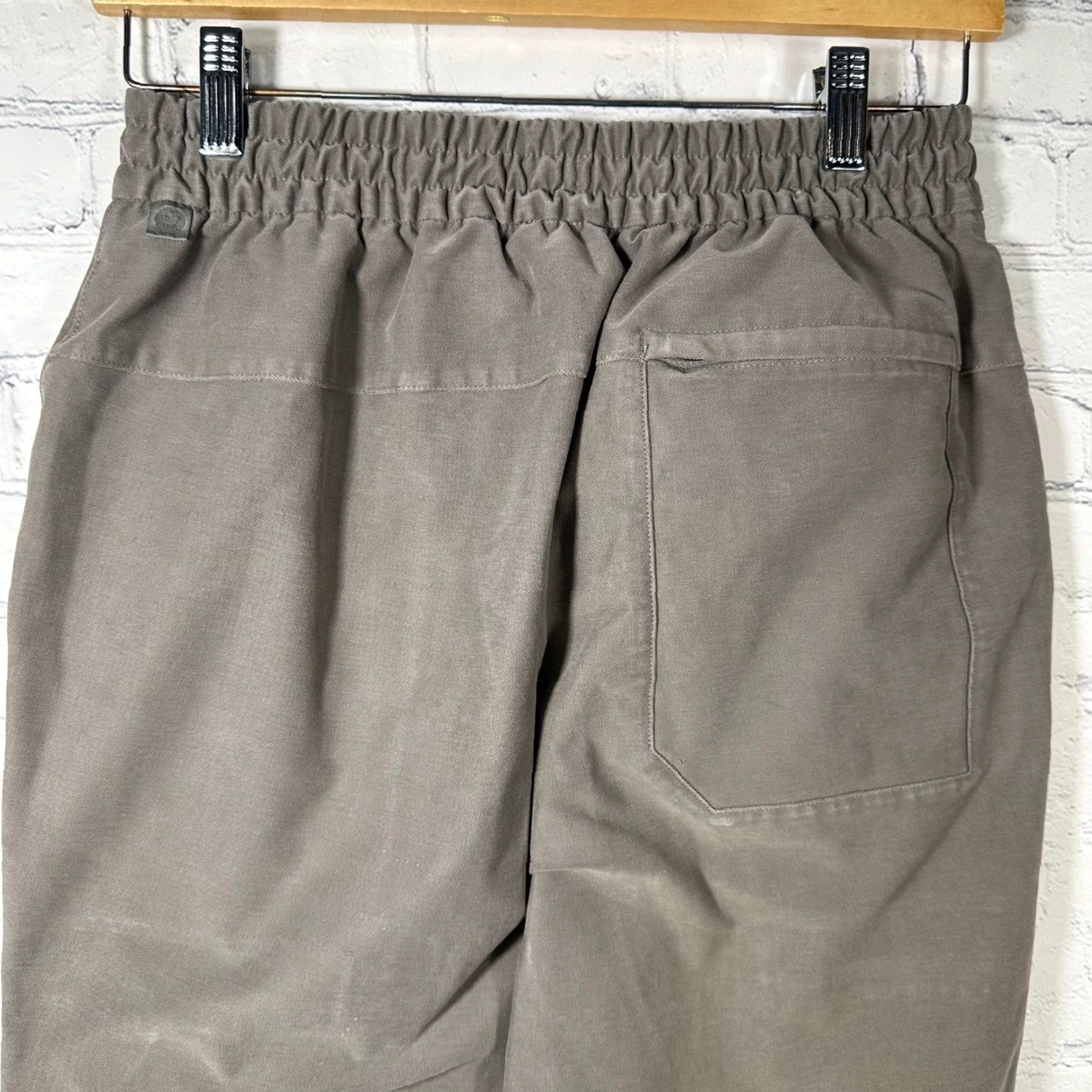 Lululemon Lululemon Lab Pants Mens S Tapered Cargo Grey Drawstring Elastic Waist Pockets LM5A97S Size US 27 - 6 Thumbnail