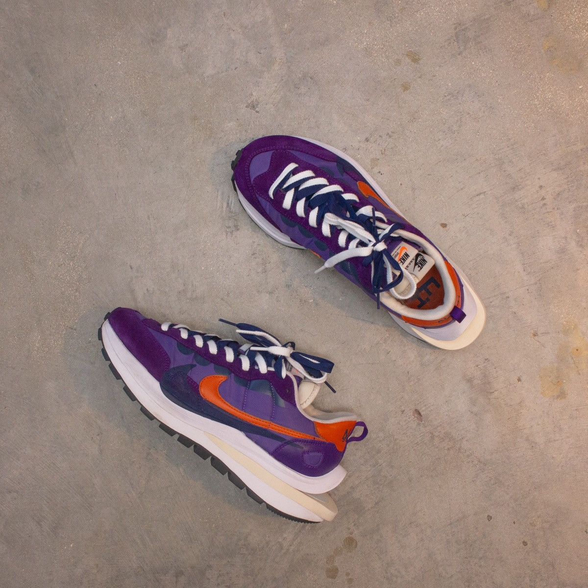 Nike × Sacai Nike X Sacai Vaporwaffle Dark Iris Men's - DD1875-500 US: 9 Size US 9 / EU 42 - 7 Thumbnail