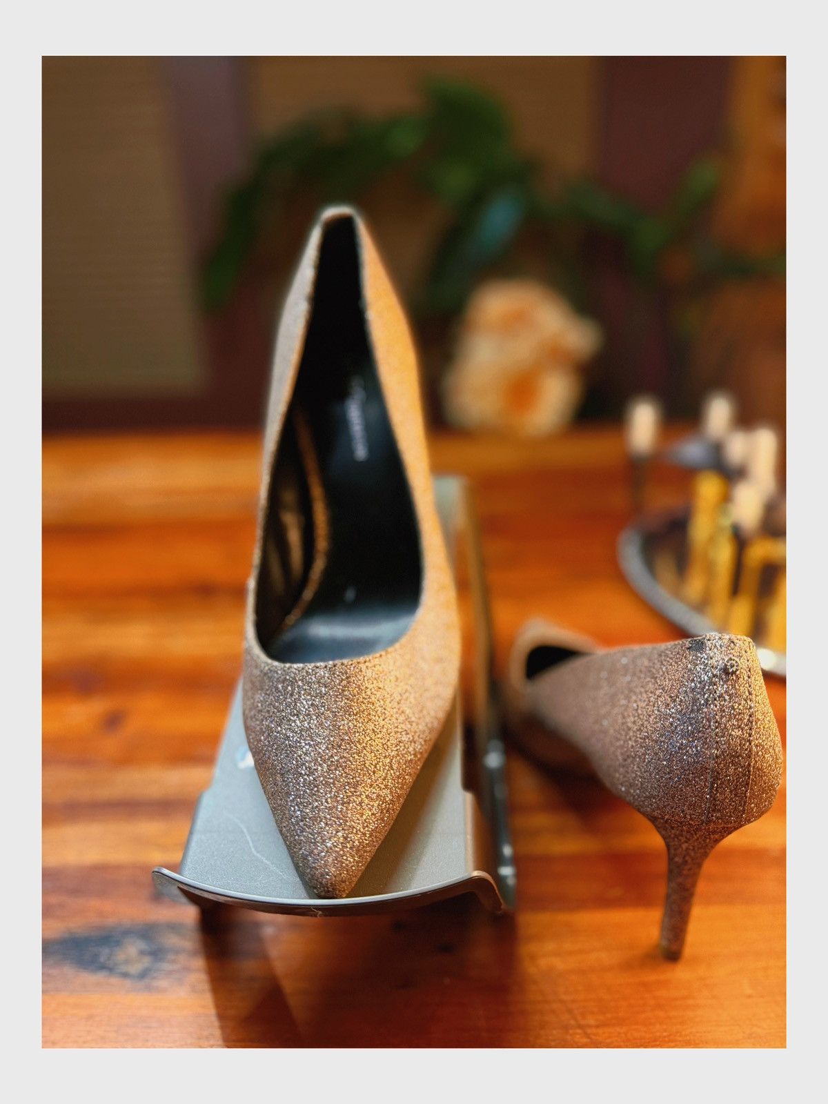 Other Dazzling Gold Glitter Heels Size US 9 / IT 39 - 3 Thumbnail