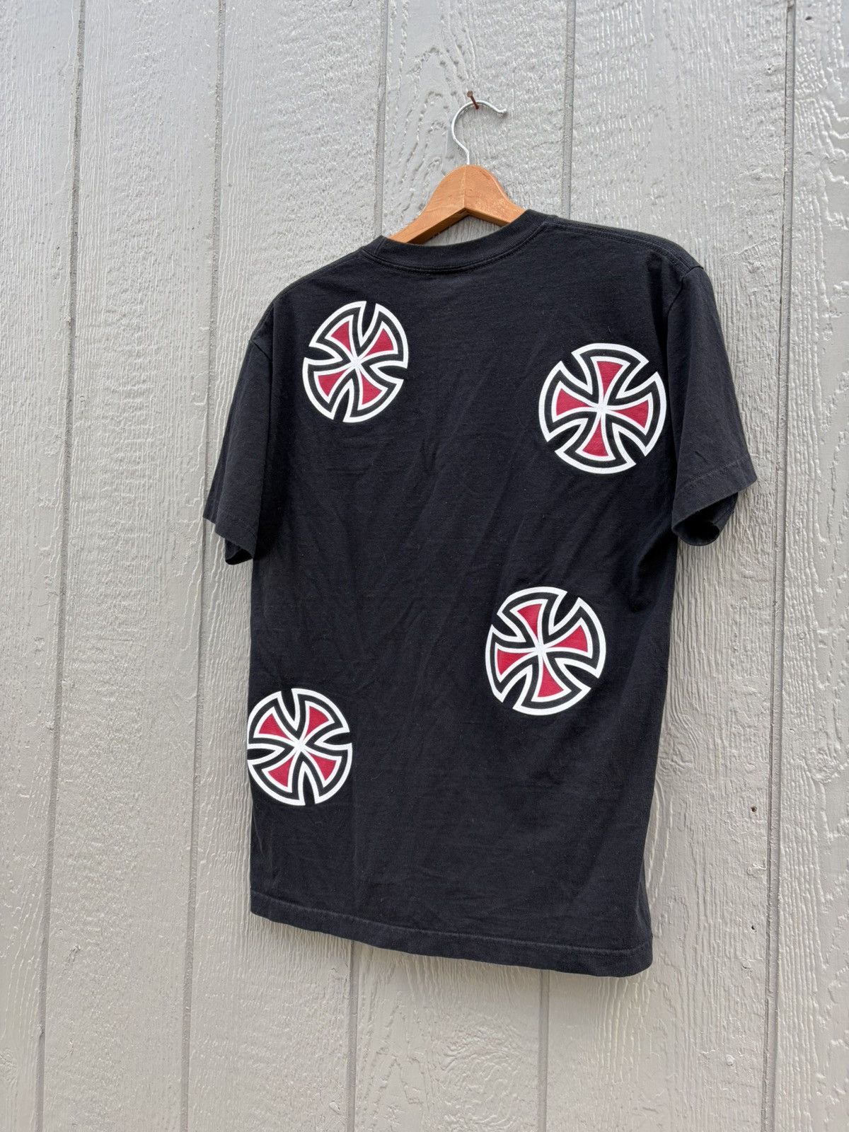 Independent Truck Co. Vintage Y2K Independent Skate Brand Graphic Logo Tshirt Size US L / EU 52-54 / 3 - 4 Thumbnail