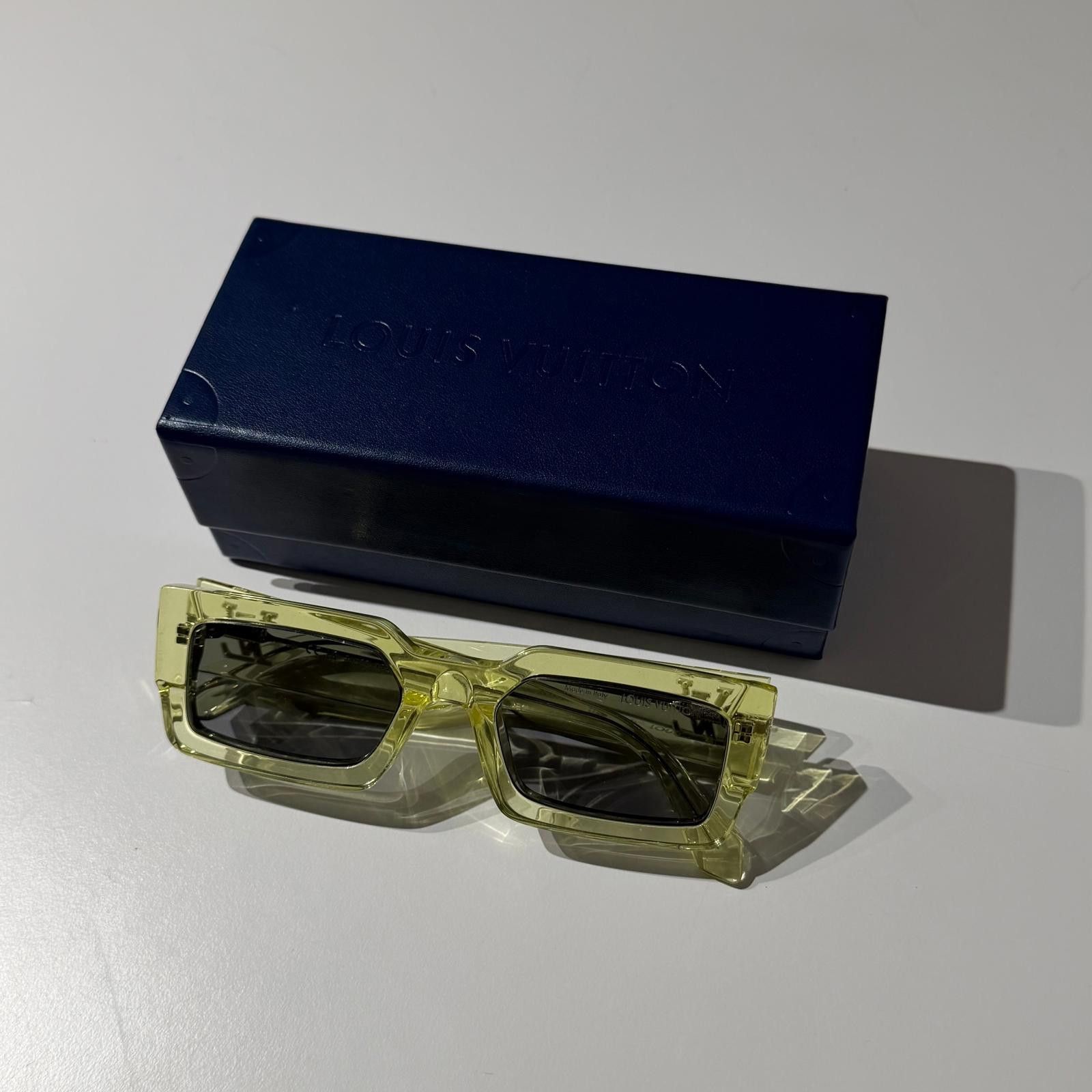 Louis Vuitton Louis Vuitton Rectangular Sunglasses Size ONE SIZE - 11 Thumbnail