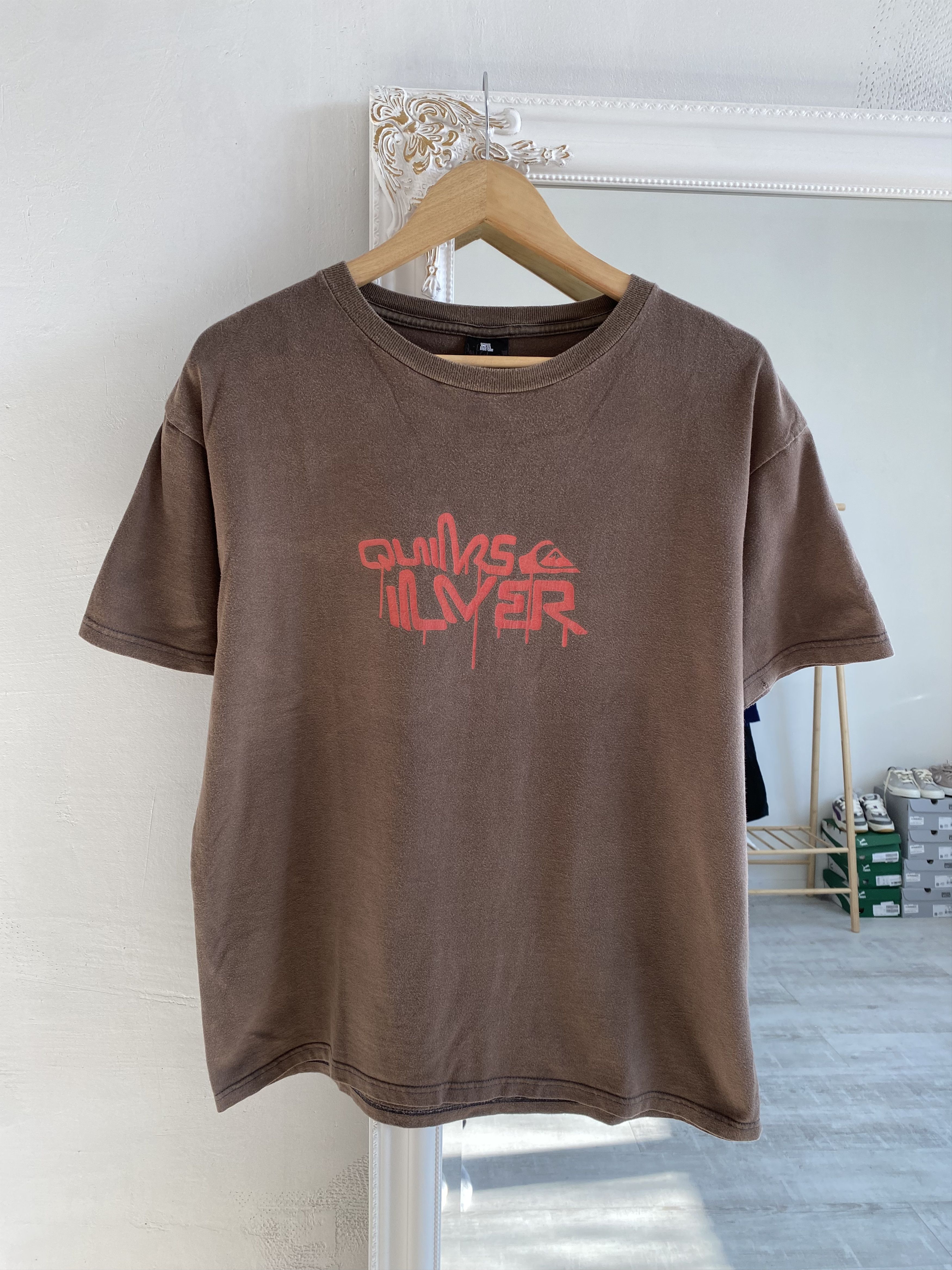 Quiksilver Vintage Quiksilver Washed Cotton T Shirt Tee Size US L / EU 52-54 / 3 - 1 Thumbnail