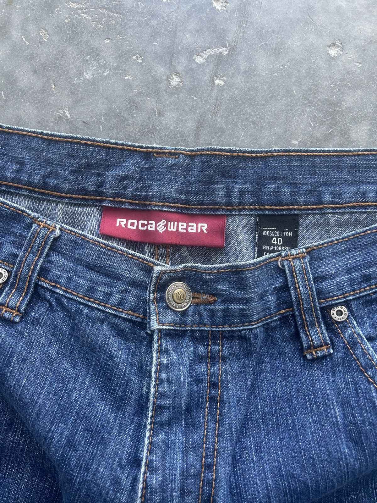 Rocawear × Vintage Vintage Y2K Rocawear Baggy Jean Shorts Size US 40 / EU 56 - 6 Thumbnail