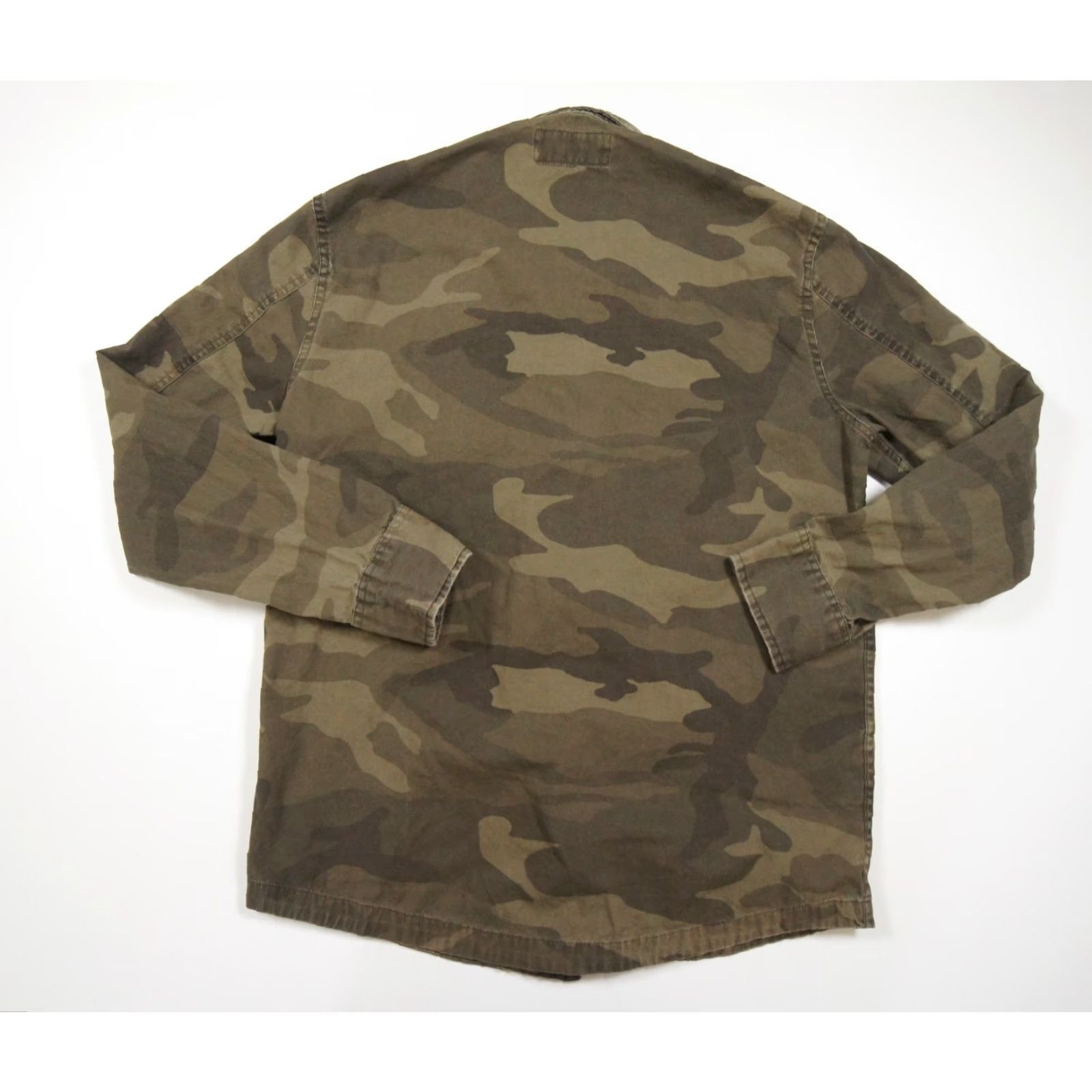Abercrombie & Fitch Abercrombie & Fitch Shirt Mens Small Green Camouflage Button Down Military Army Size US S / EU 44-46 / 1 - 4 Thumbnail